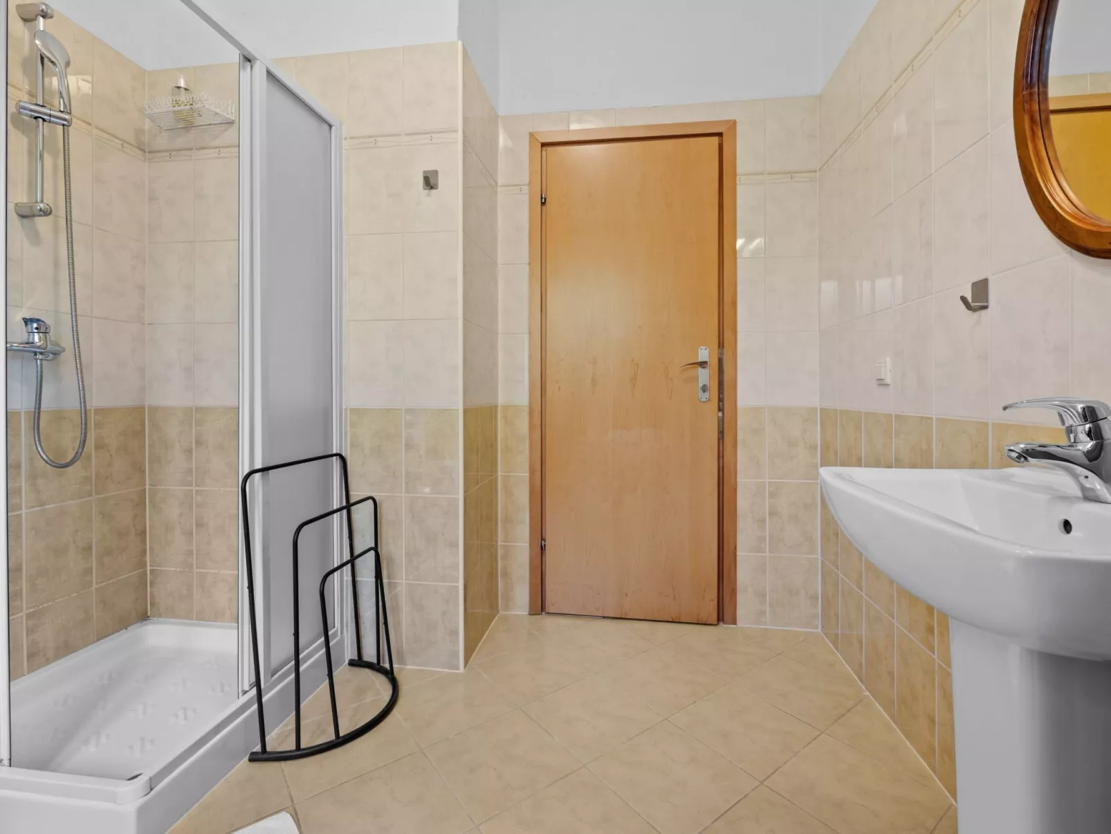 Villa Lara-Image-tags.info