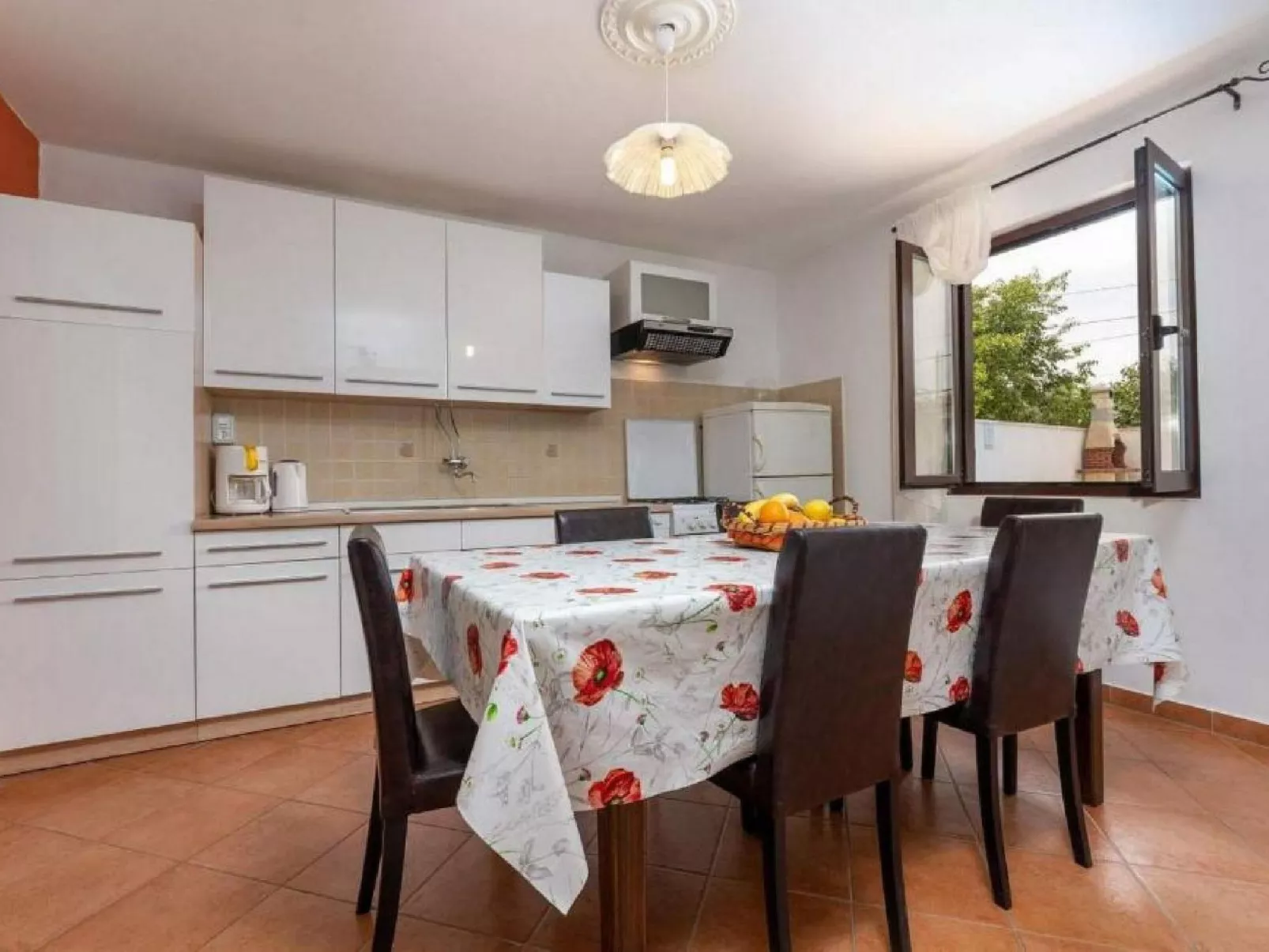 Casa Ana Milena-Drinnen