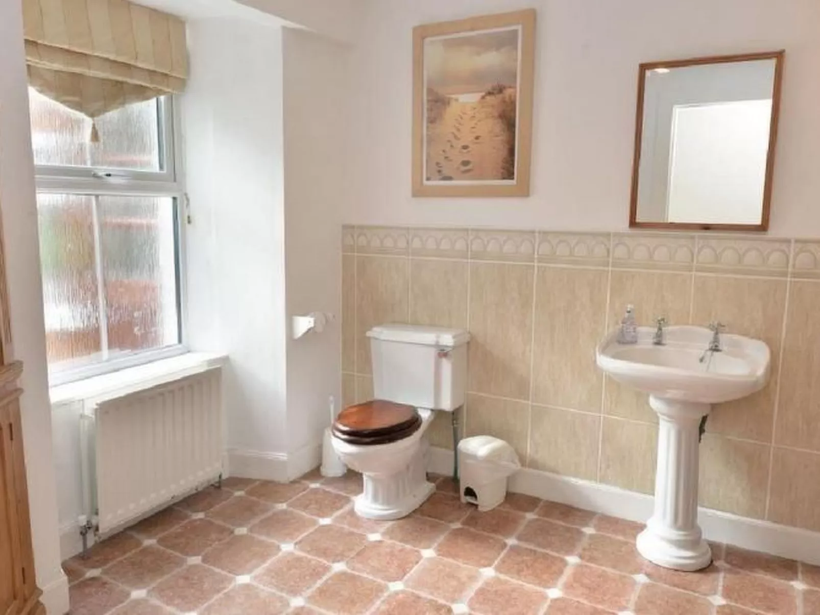 Großes, schottisches Landhaus an der Whiskystraße-Drinnen