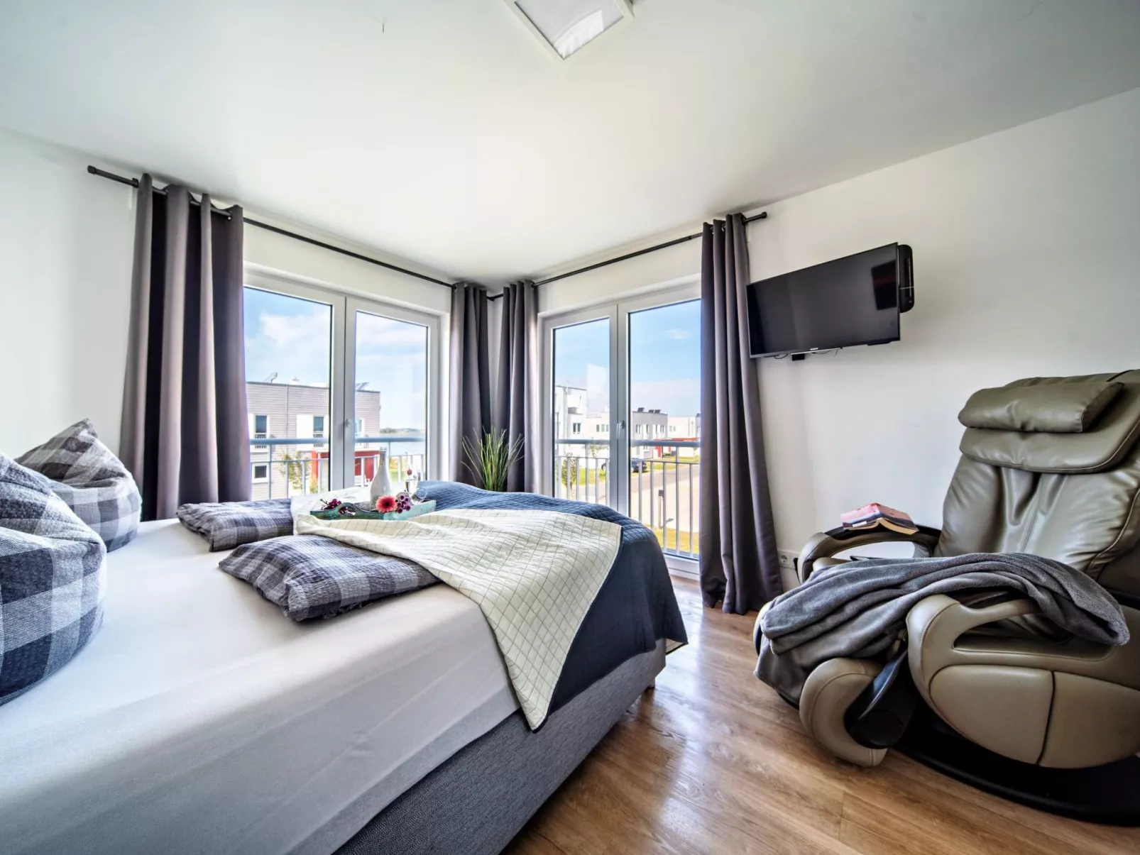 Schleivilla Hafenmeister by Seeblick Ferien ORO-Drinnen