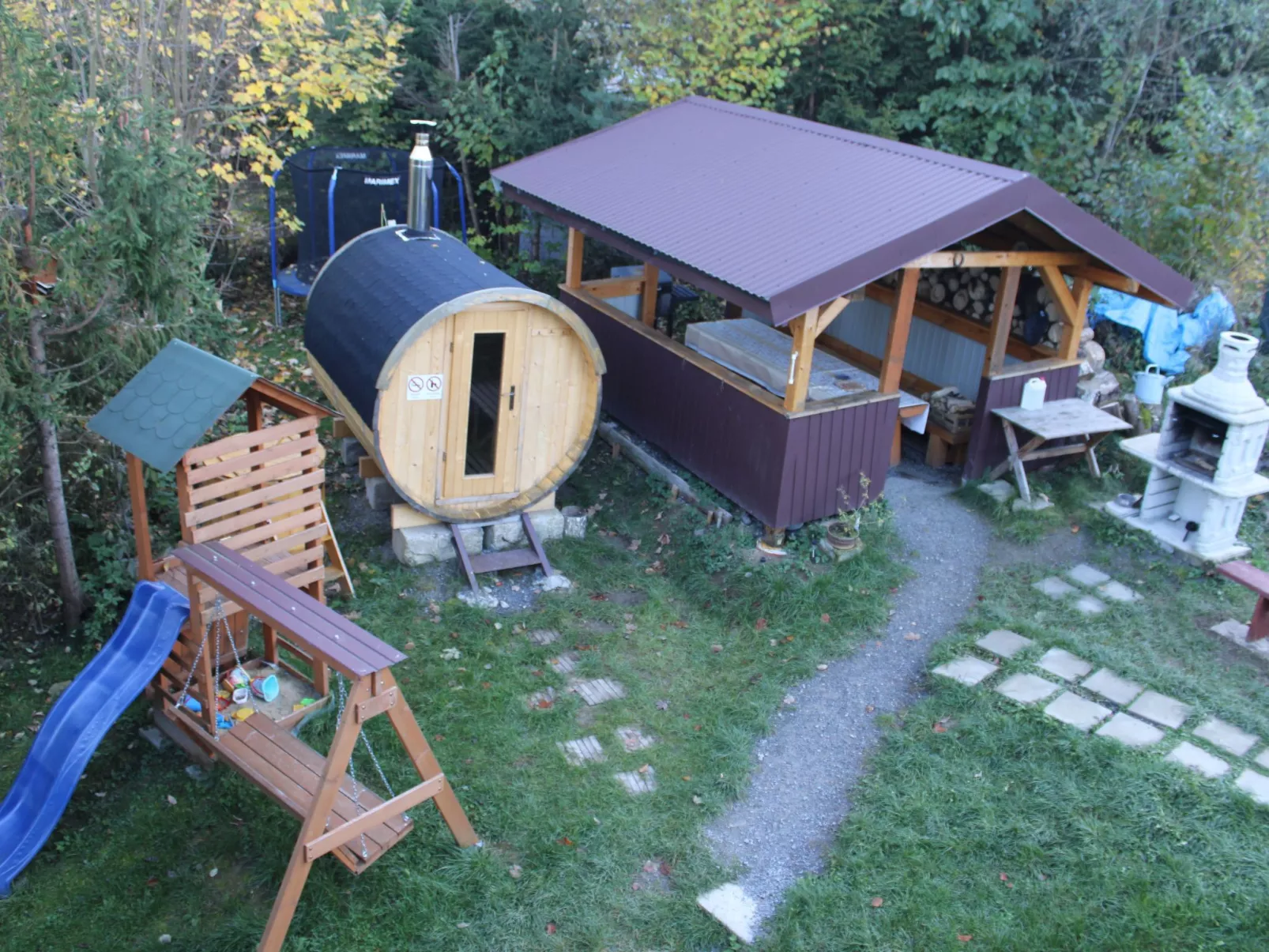 Hütte in der Orava-Draußen