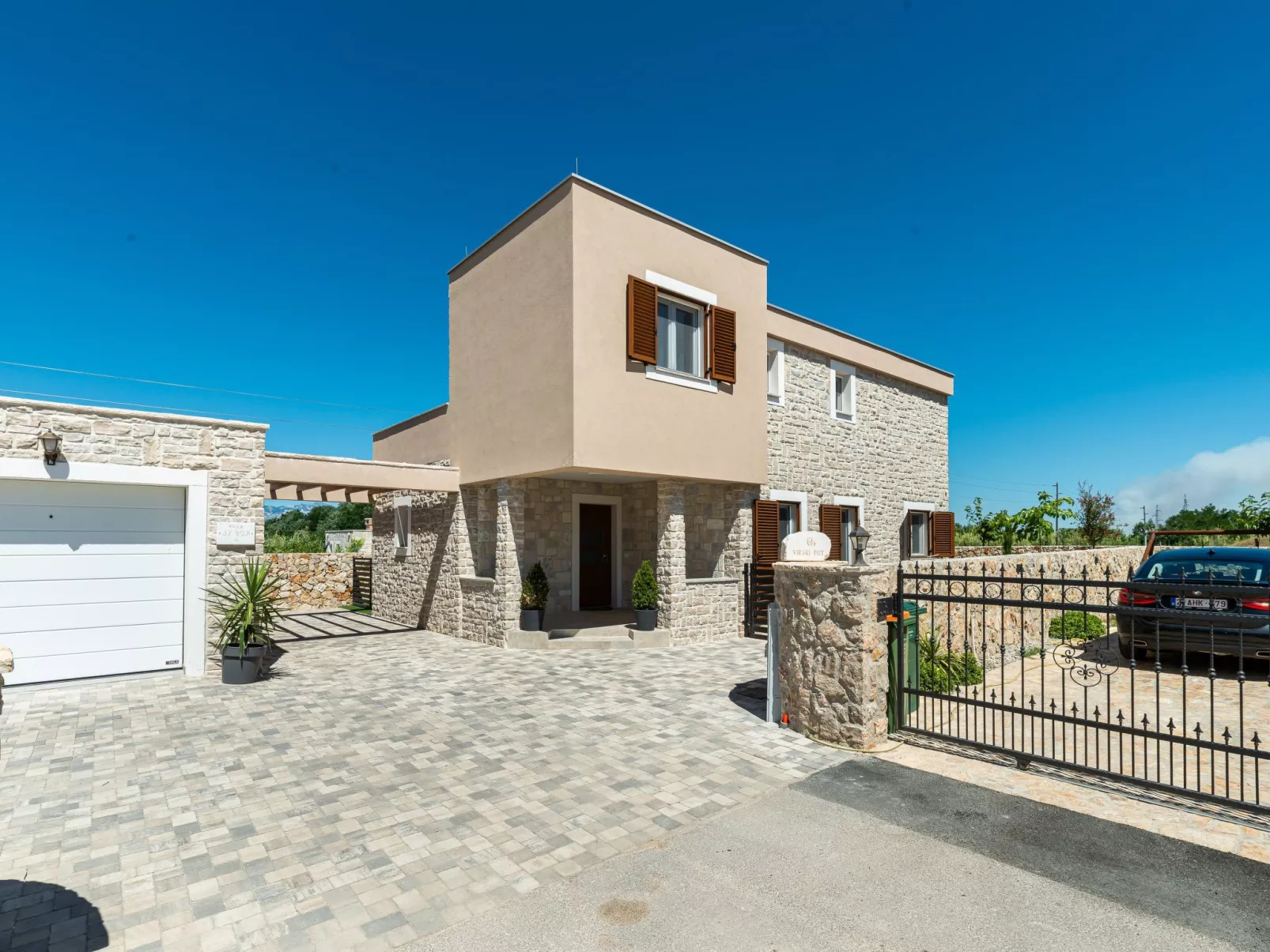 Villa Vid 04 mit beheiztem Pool - von der Agentur TA Leut-Dehors