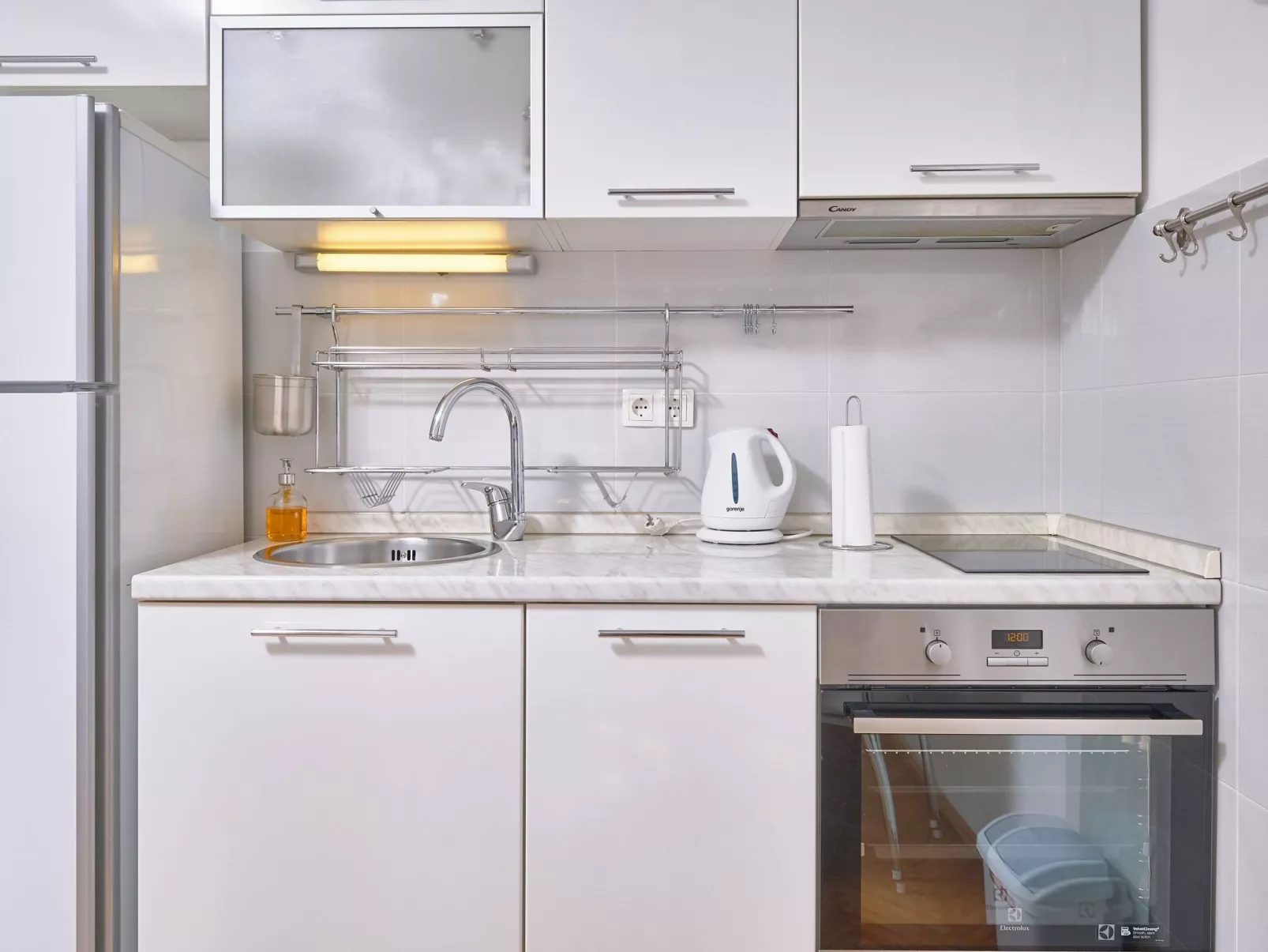 Andrea mit Stadtblick-Image-tags.info