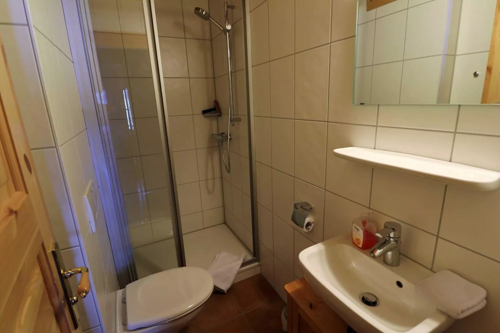 Luxus Blockhaus A-Bathroom