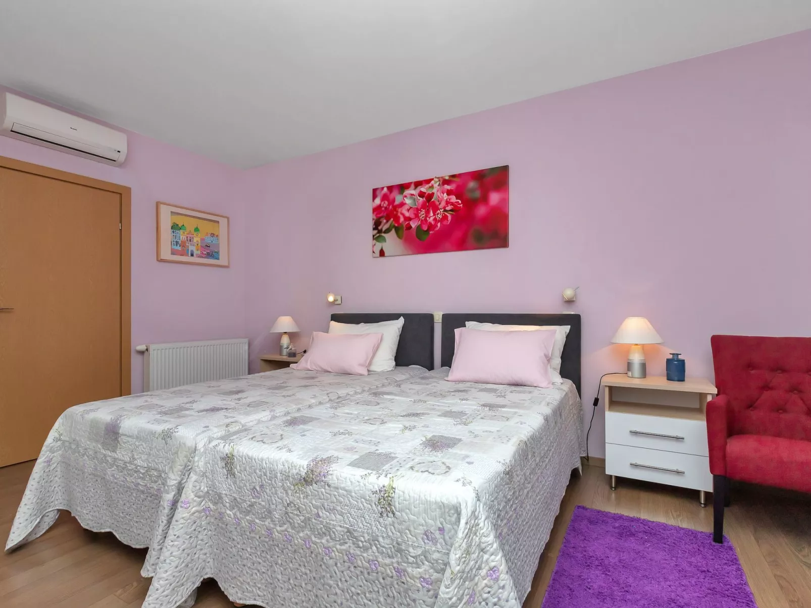 Villa "Lilly" mit Infinity-Pool-Dedans