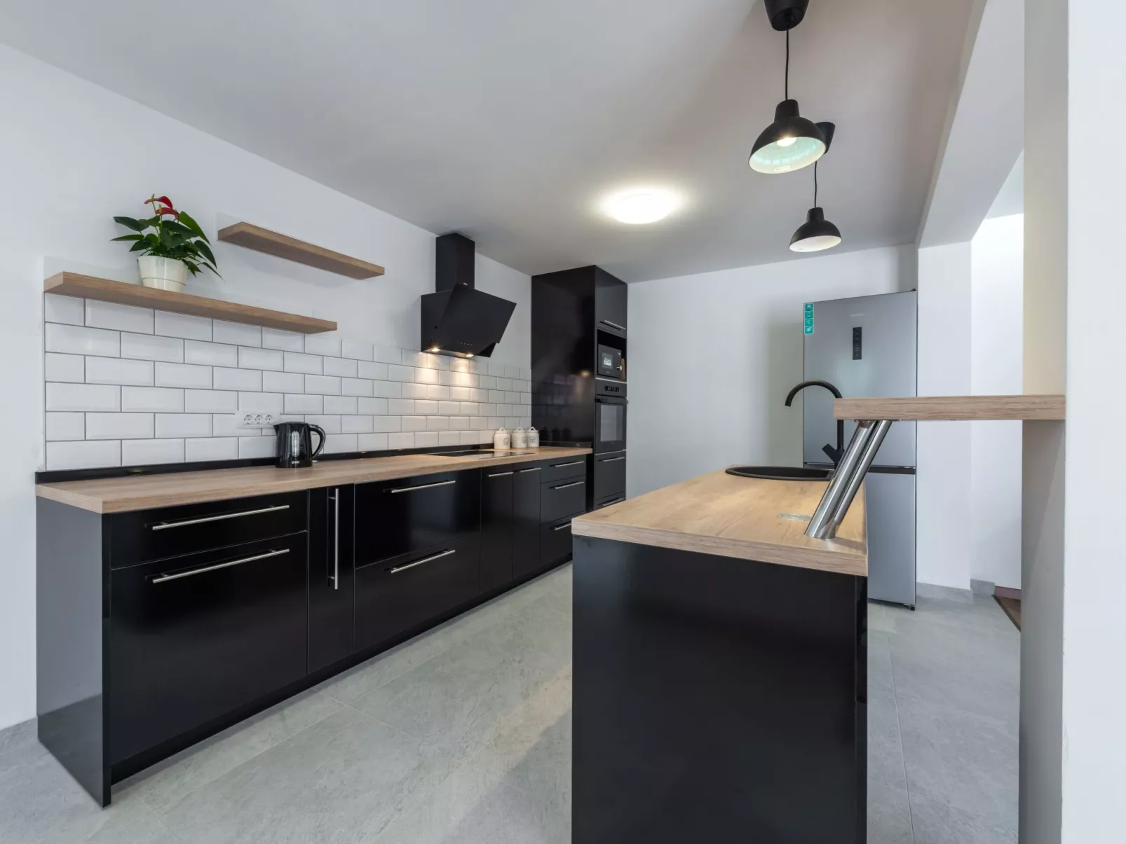 Moderne Villa mit Infinity-Pool und atemberaubendem Meerblick Dia-Inside