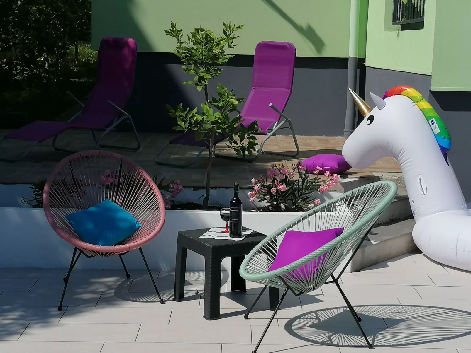 Erdgeschoss mit Schwimmbad-Dehors