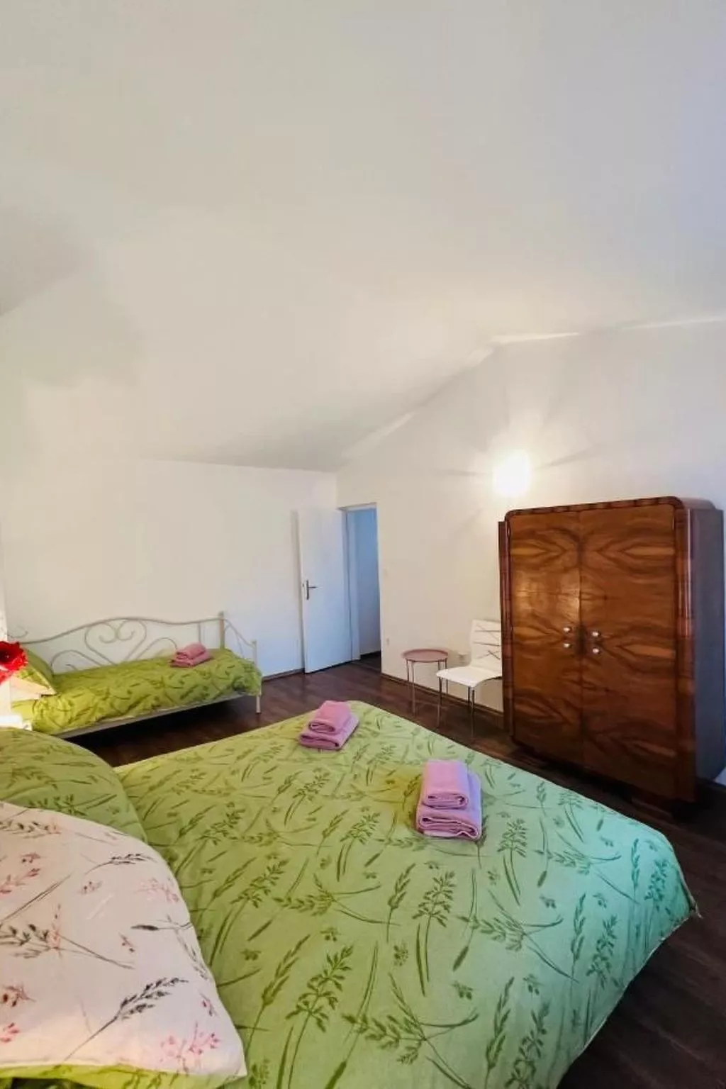 Wohnung "Viola Marija" mit Terrasse-Dedans