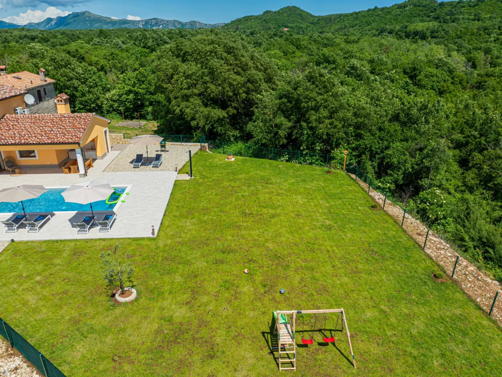 Luxuriöse Ferienvilla mit atemberaubender Aussicht-Outside