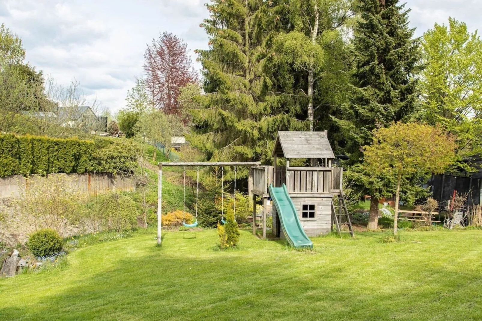 Luxus Blockhaus B-Gärten Sommer