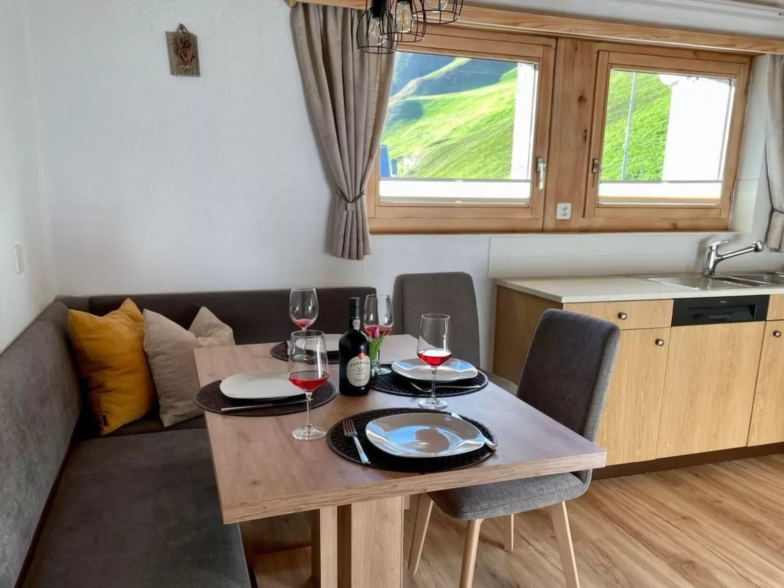 Kleinstein-Maass-Inside