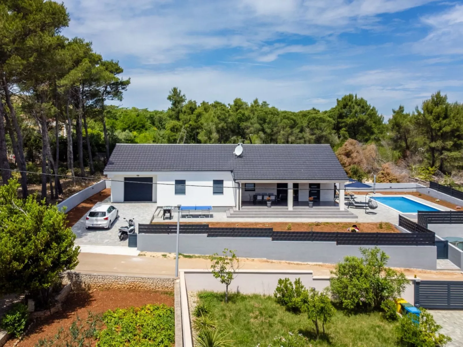 NEU Ferienhaus in Vir -TA Leut Agency-Image-tags.info