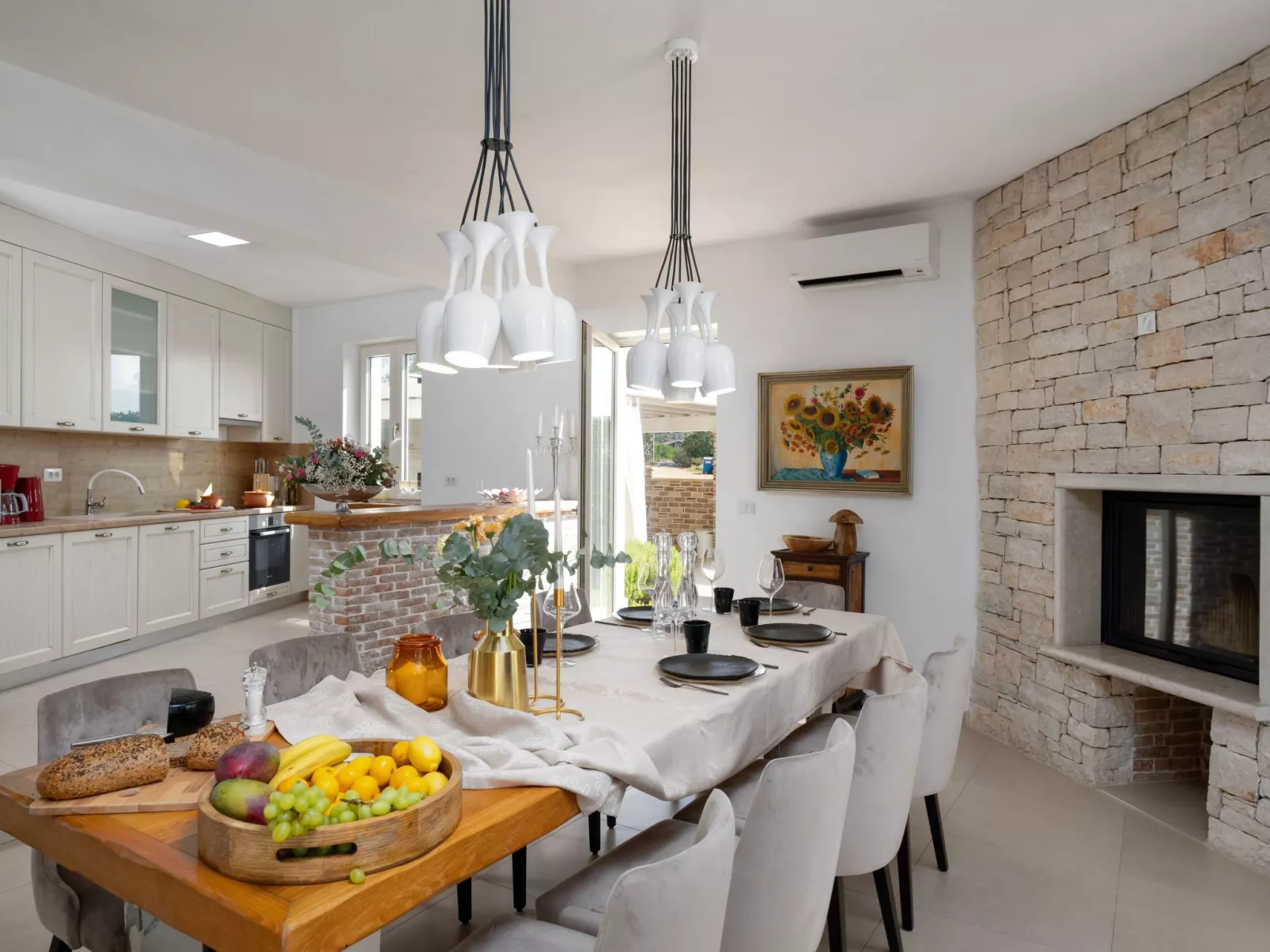 Villa Bincila-Drinnen