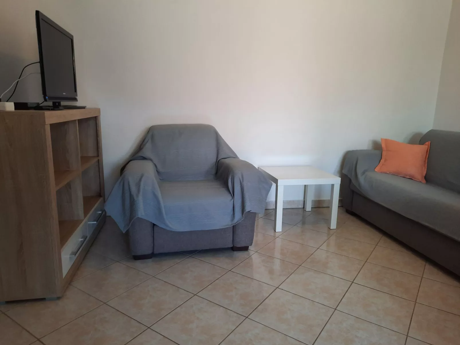 Mit privater Terrasse-Inside