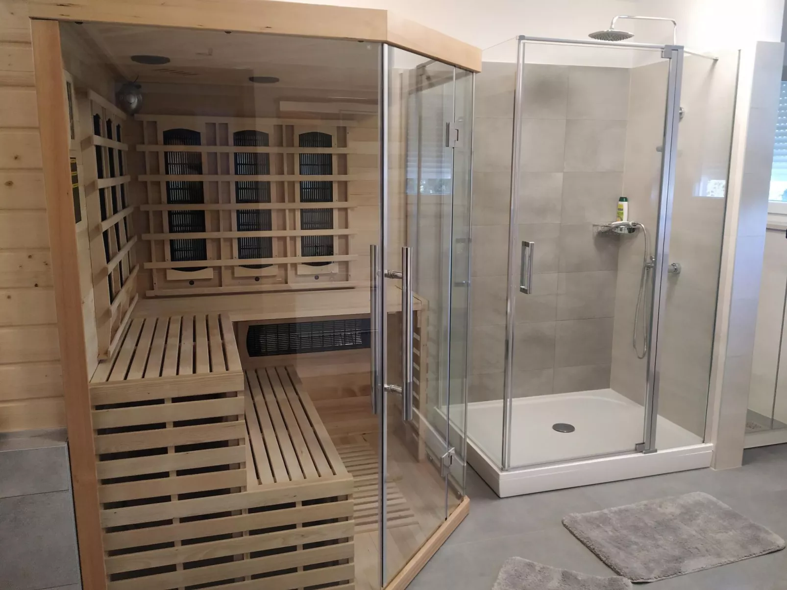 Ferienvilla mit privatem Pool-Inside