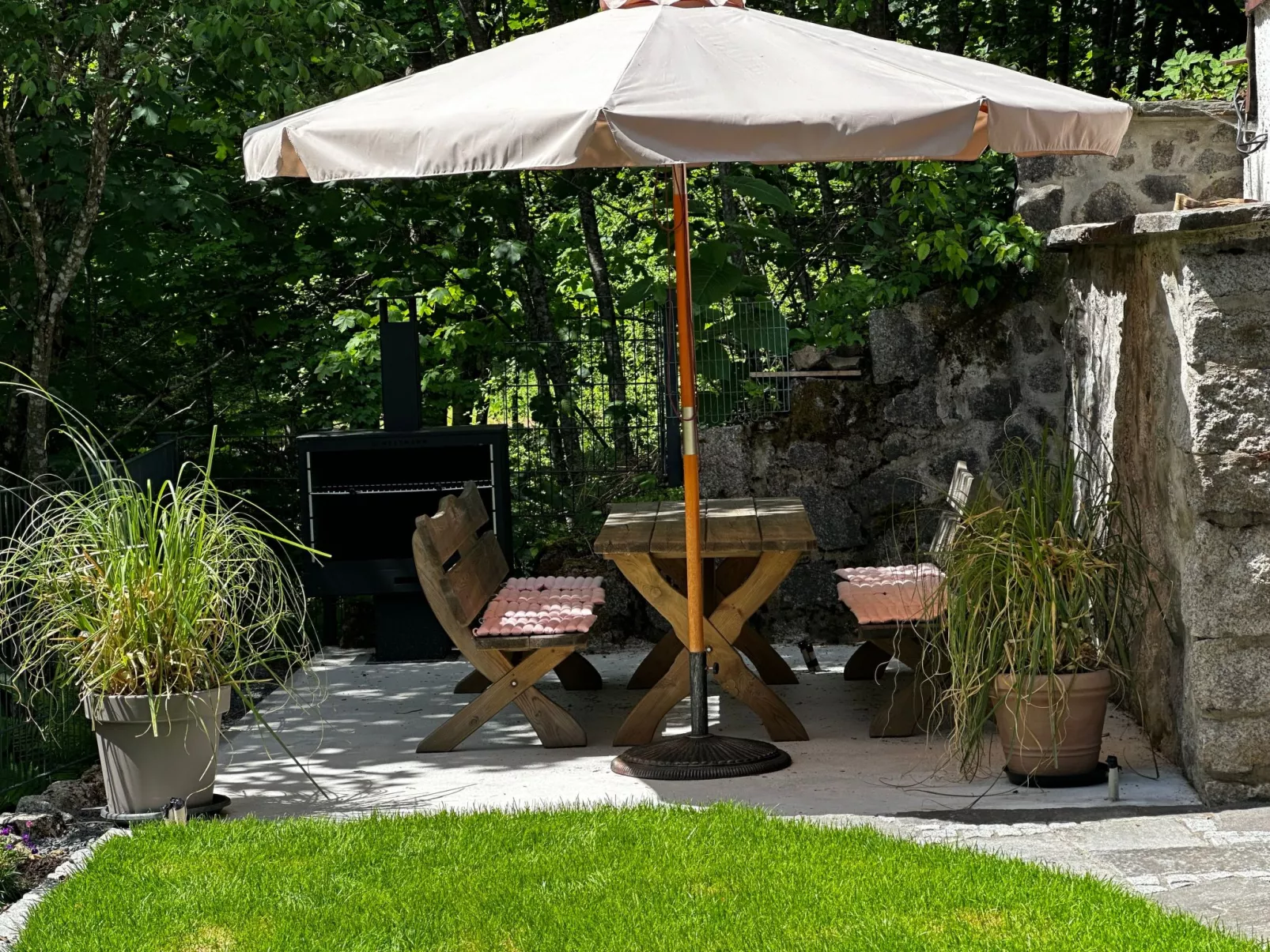 Schwarzwaldhaus St. Blasien, direkt am Bach-Outside