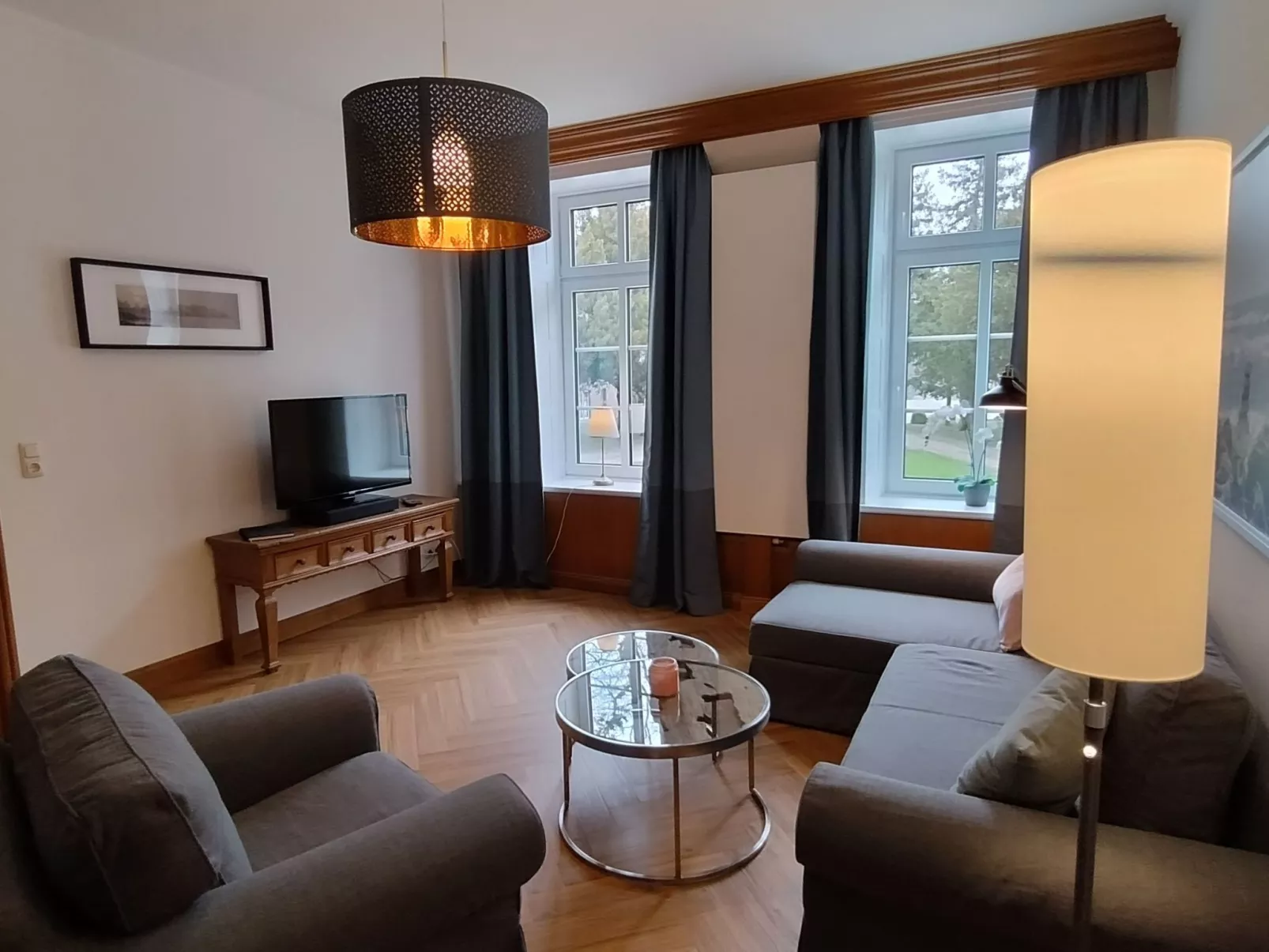 Herrenzimmer-Drinnen