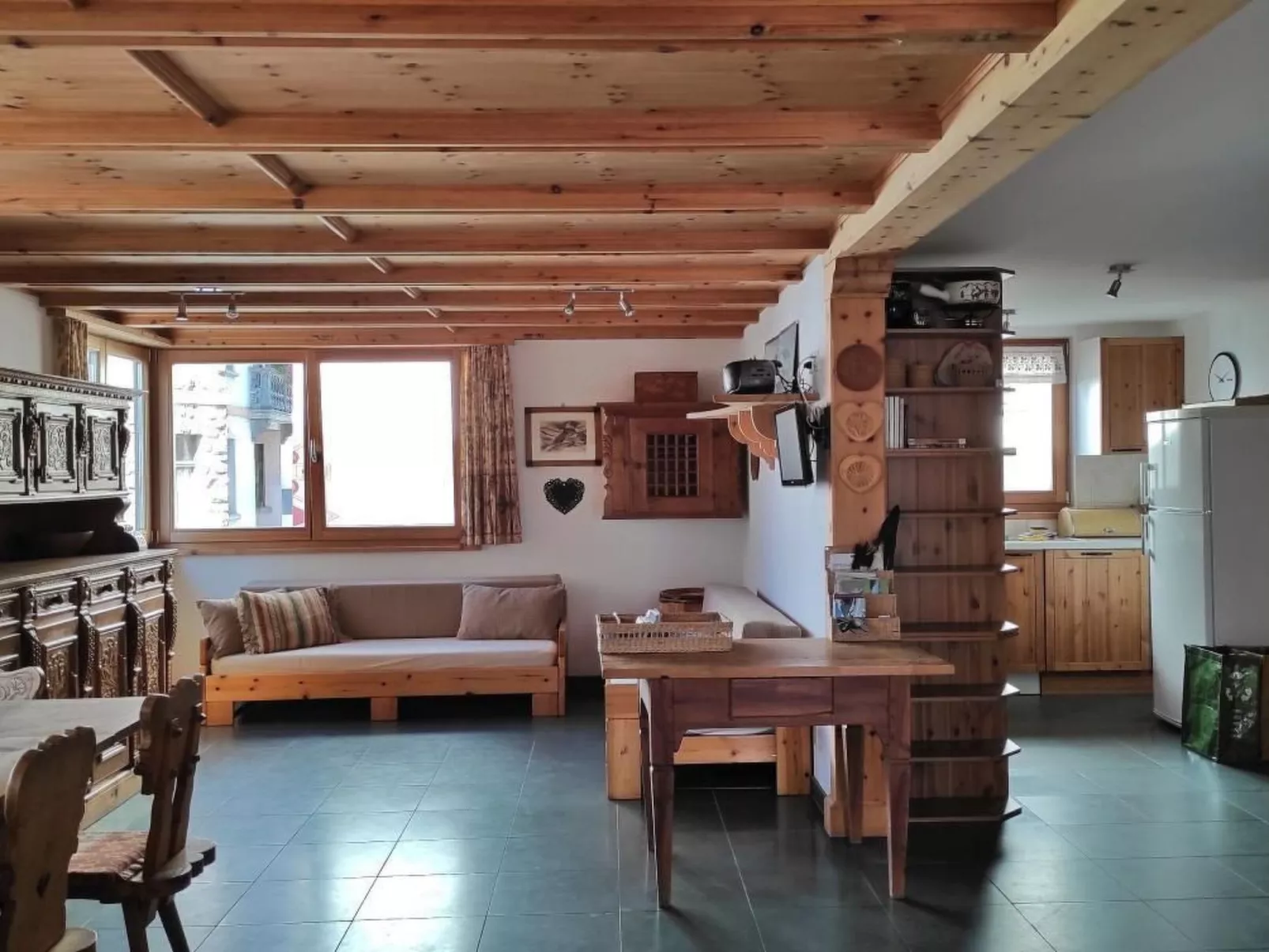 Chasina Bonavia - unvergessliche Ferien in Sent-Inside