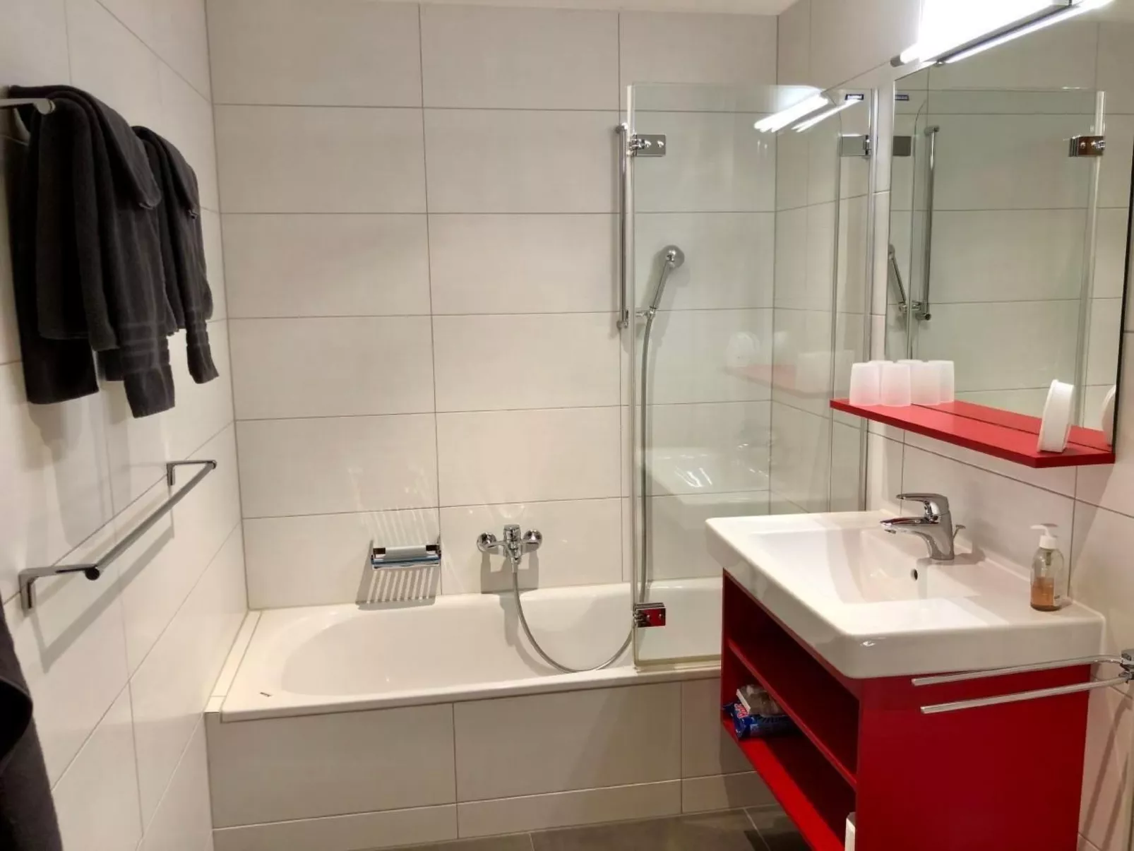 Stellisee-Image-tags.info