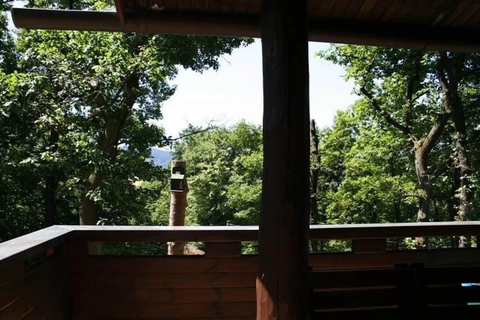 Blockhaus Heringhausen-Diemelsee-Vue d'été