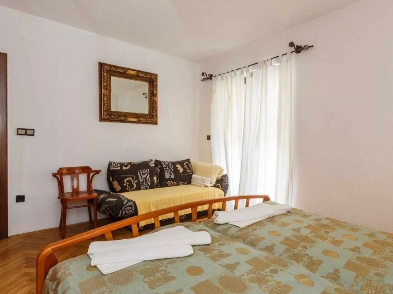 Gasthaus Lazeta-Inside