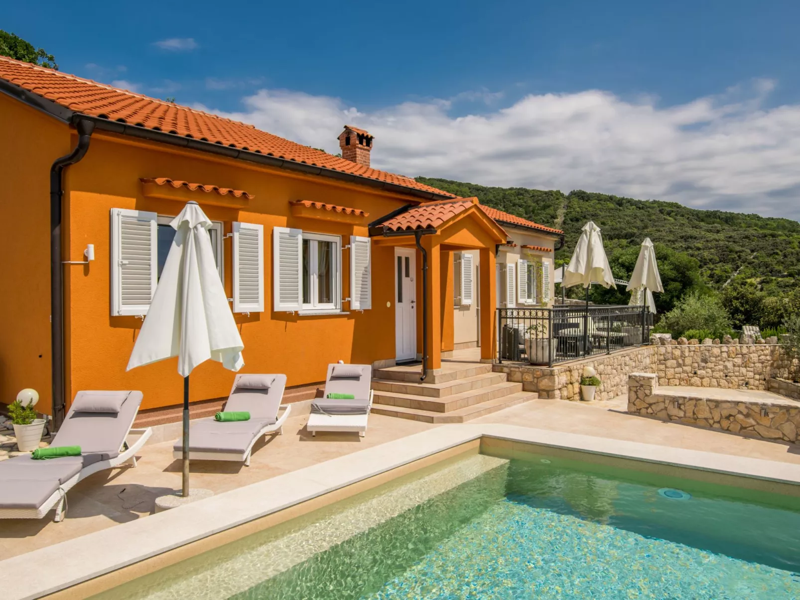 Exklusive und stilvolle Meerblick-Inselvilla-Outside