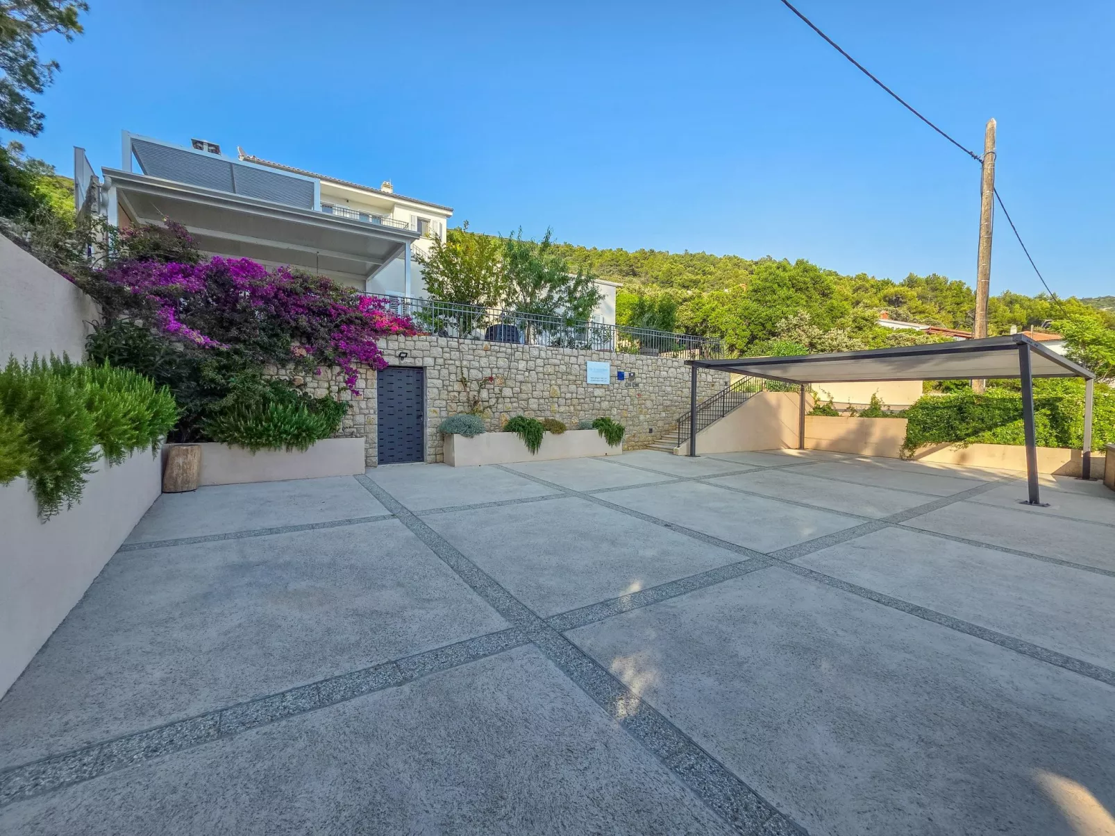 Geräumige, luxuriöse 5*-Ferienvilla mit Meerblick, eigenem Pool und großer Terr-Dehors