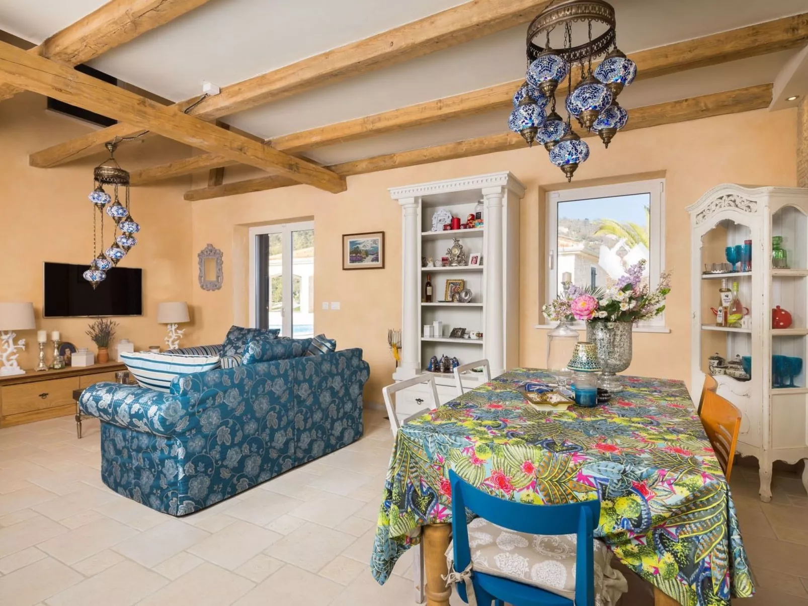 Villa Stonegate-Inside