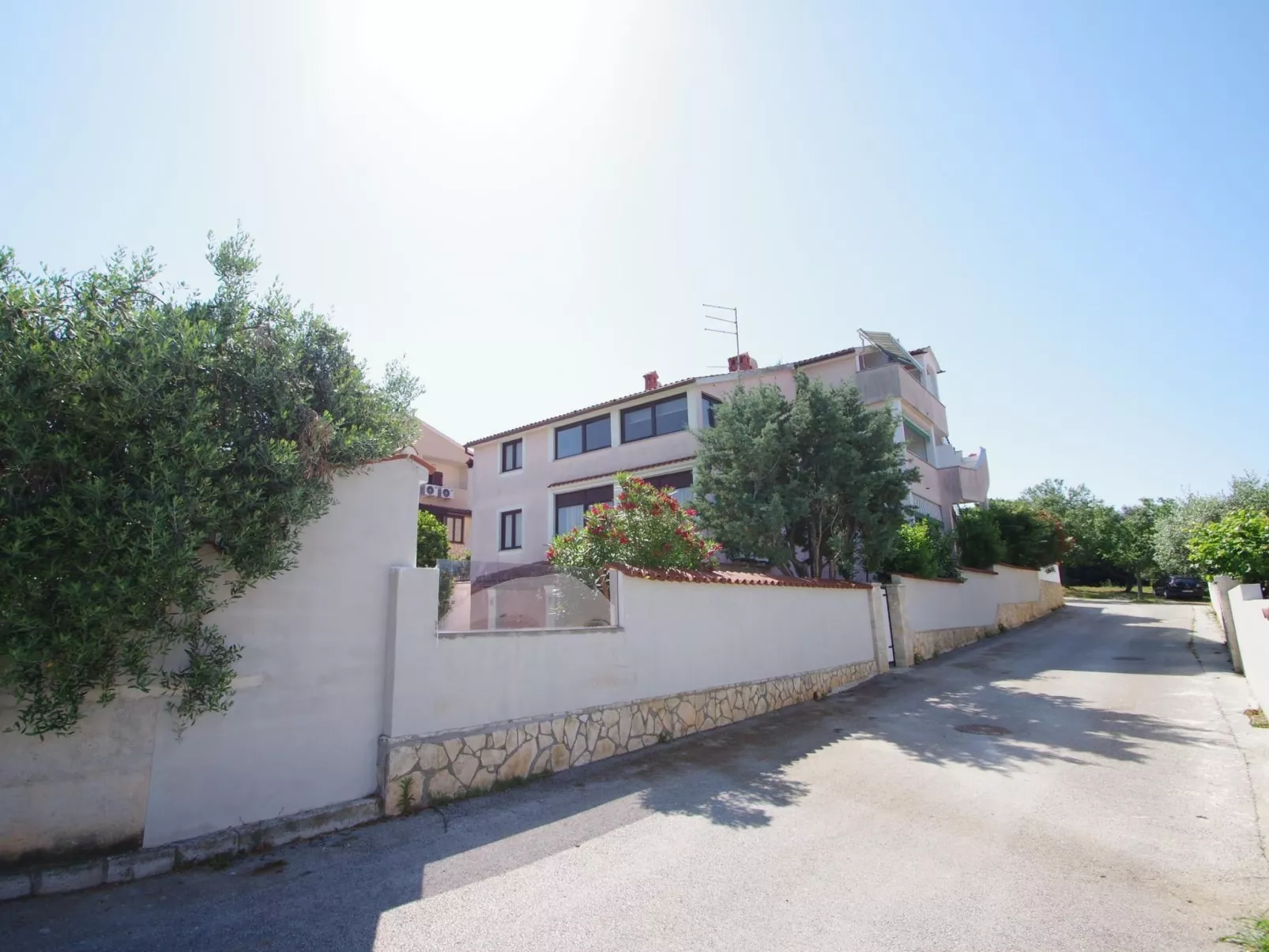 Wohnung in Banjole mit großem Garten-Dehors