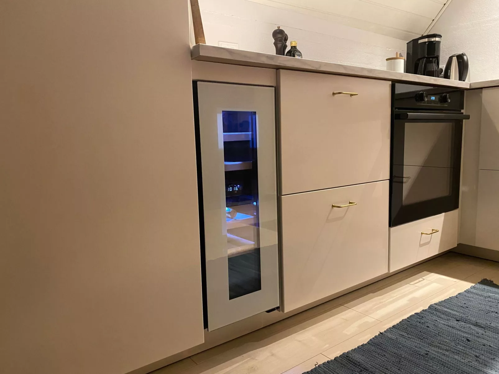 Sonne, Sand und Strand-Inside