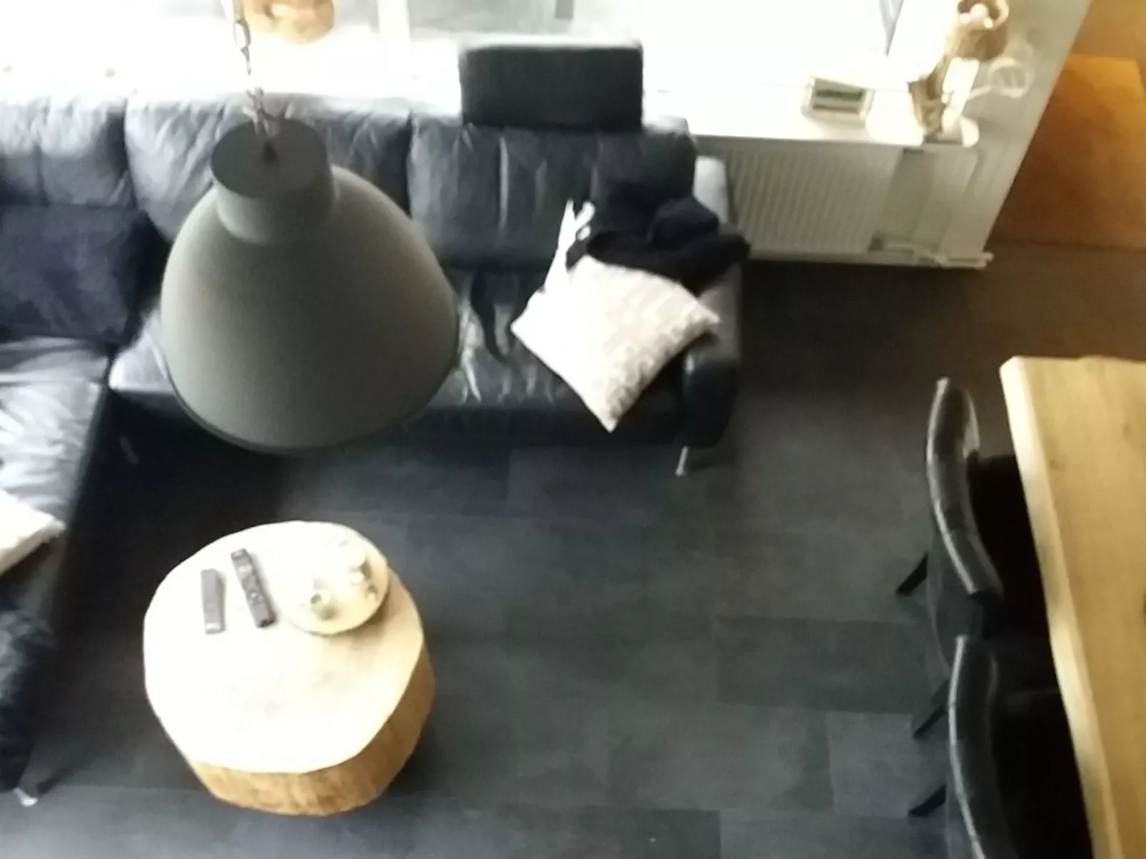 Mit Garten, Grill und Terrasse-Drinnen