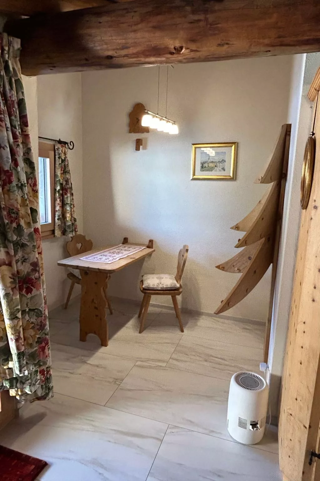 Engadin 2 1/2 Zi-Wg-Dedans