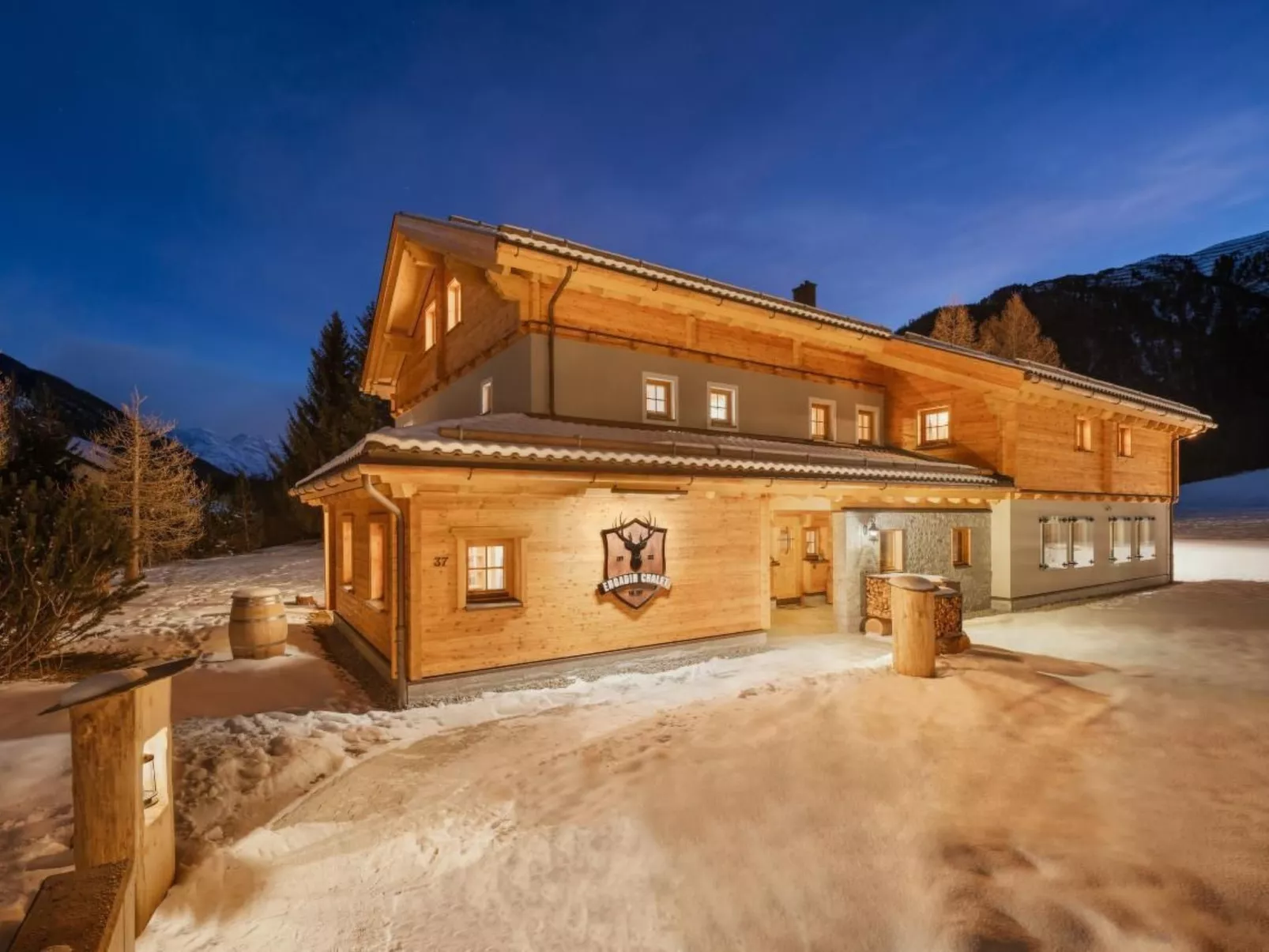 Engadin Chalet Apart-Outside