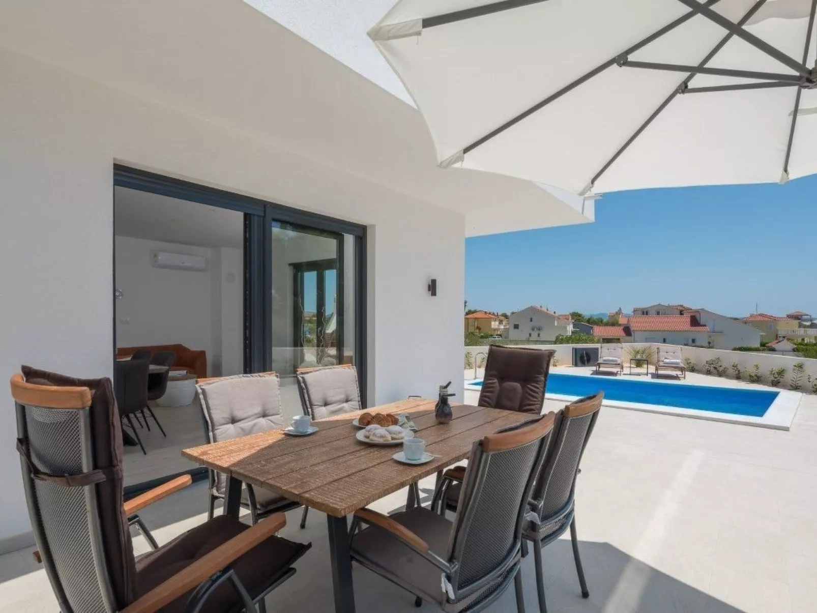 Schöne Villa Bettina in Vodice-Dedans