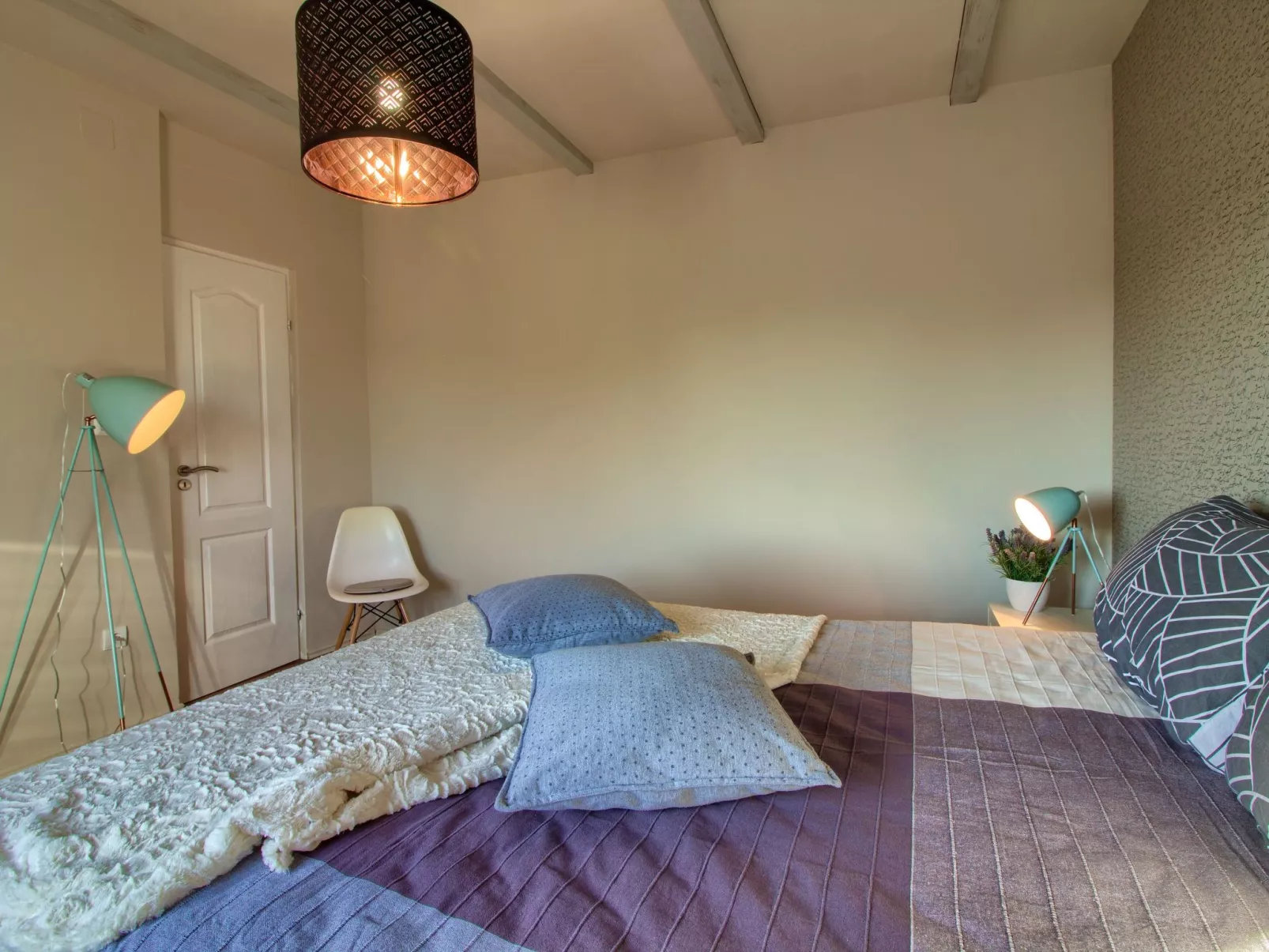 Ferienvilla 'Villa Nikolina' mit privatem Pool-Drinnen