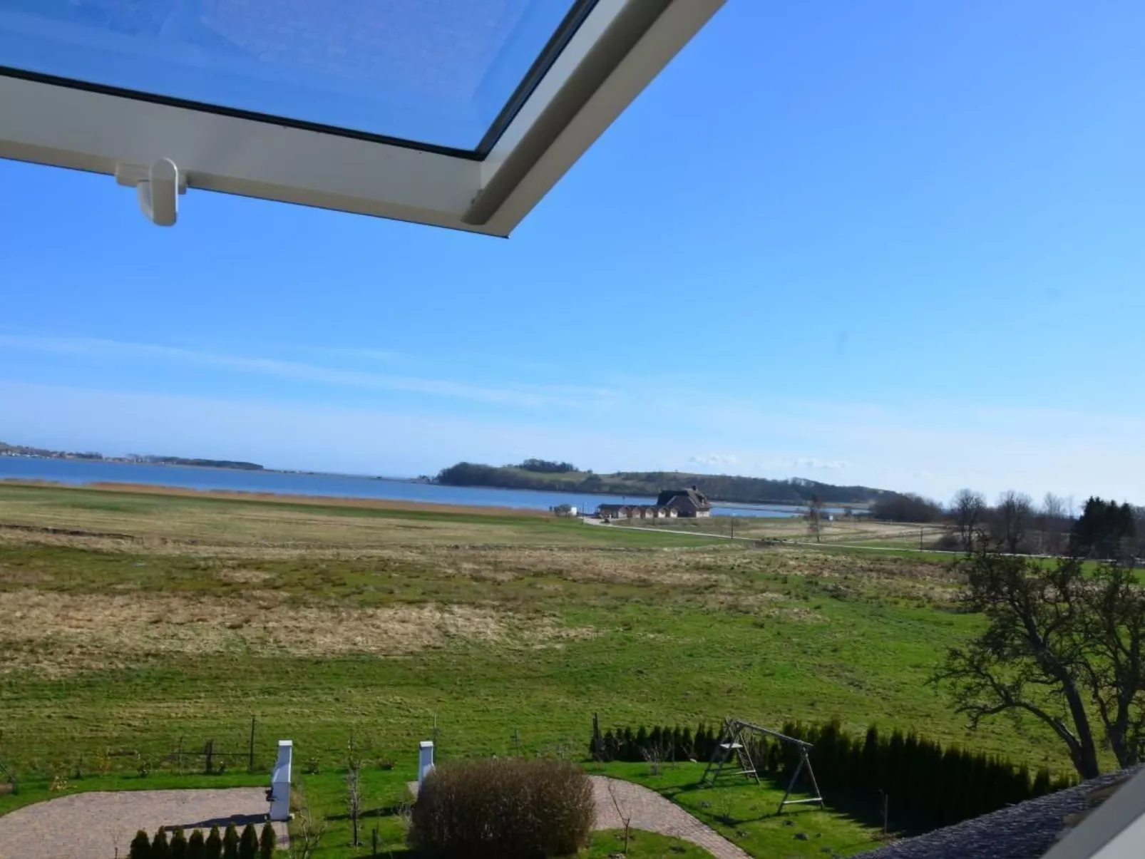 Kliff-Image-tags.info