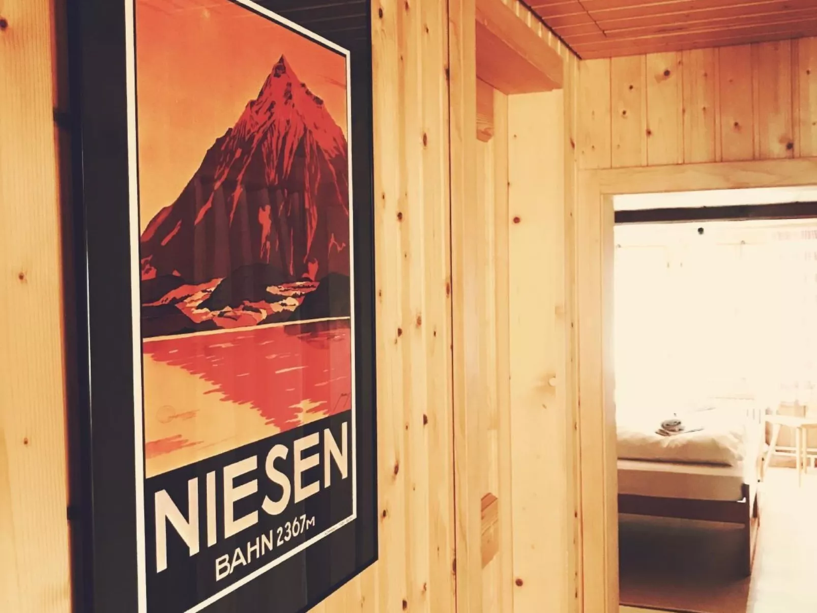 Haus "Nyfeler" Obergeschoss 4-Bettwohnung-Image-tags.info