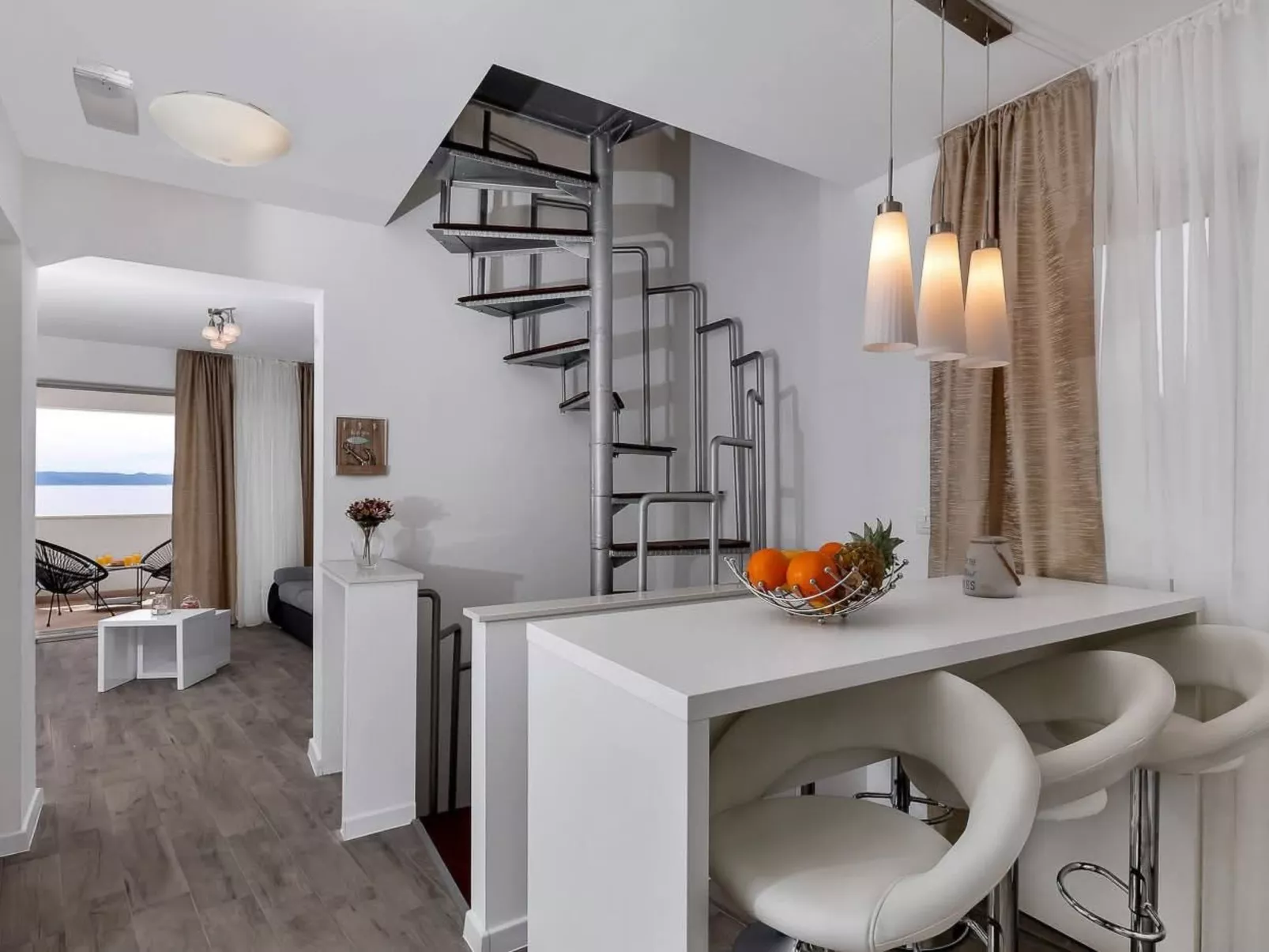 „Villa No Stress“ mit Infinity-Pool-Inside