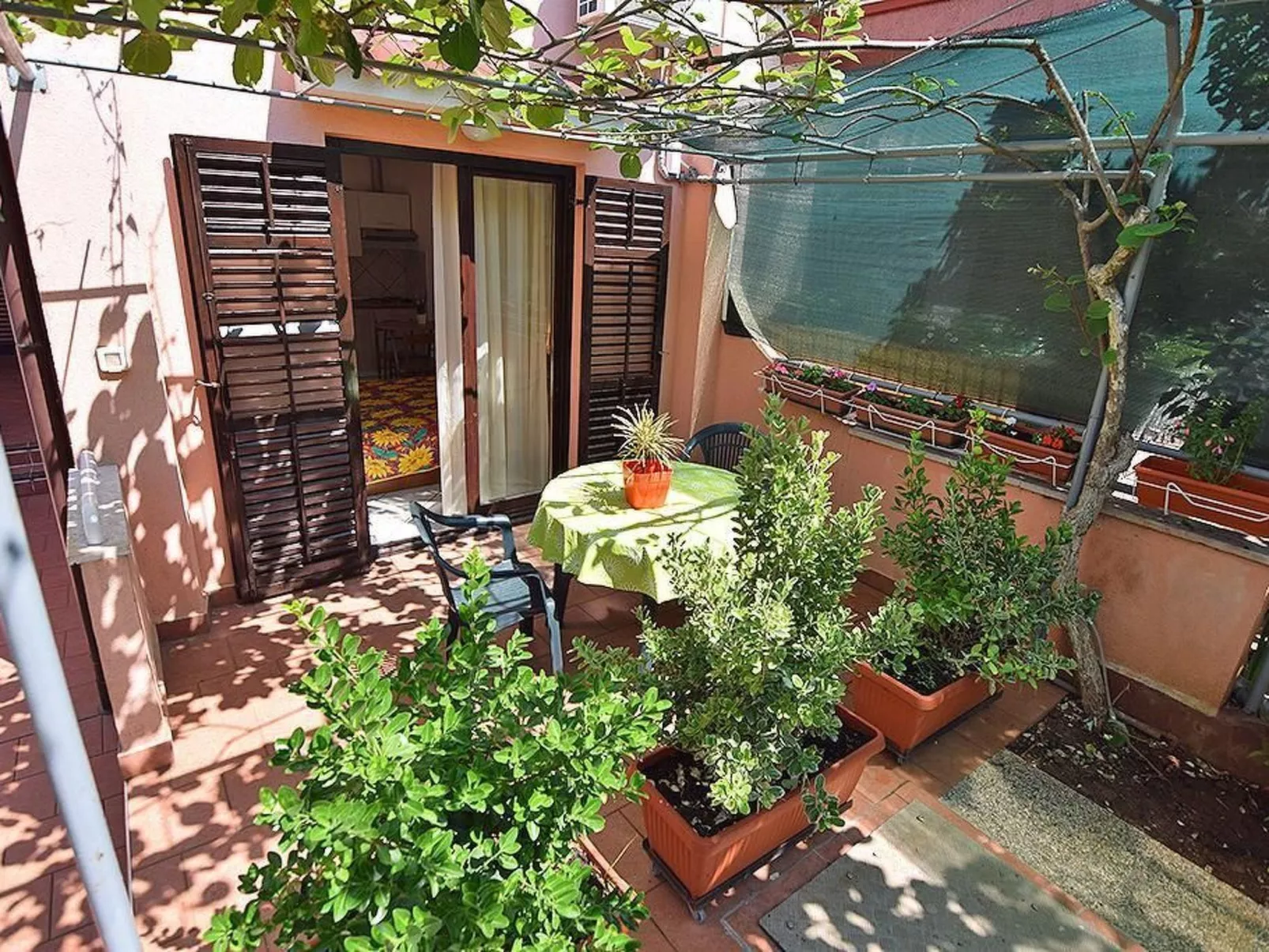 Studio-Apartment in Stinjan, 600 m vom Strand entfernt-Drinnen