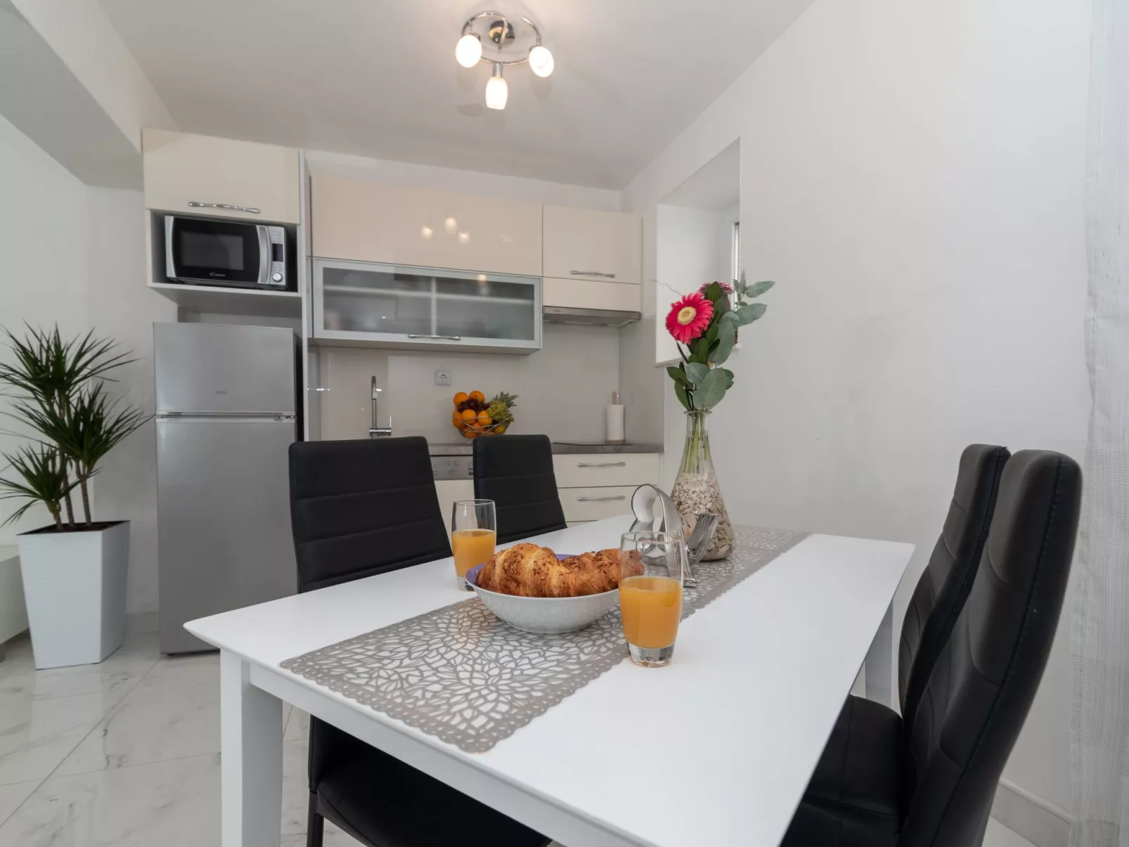 Mittelmeer-Ferienhaus Eden-Dedans