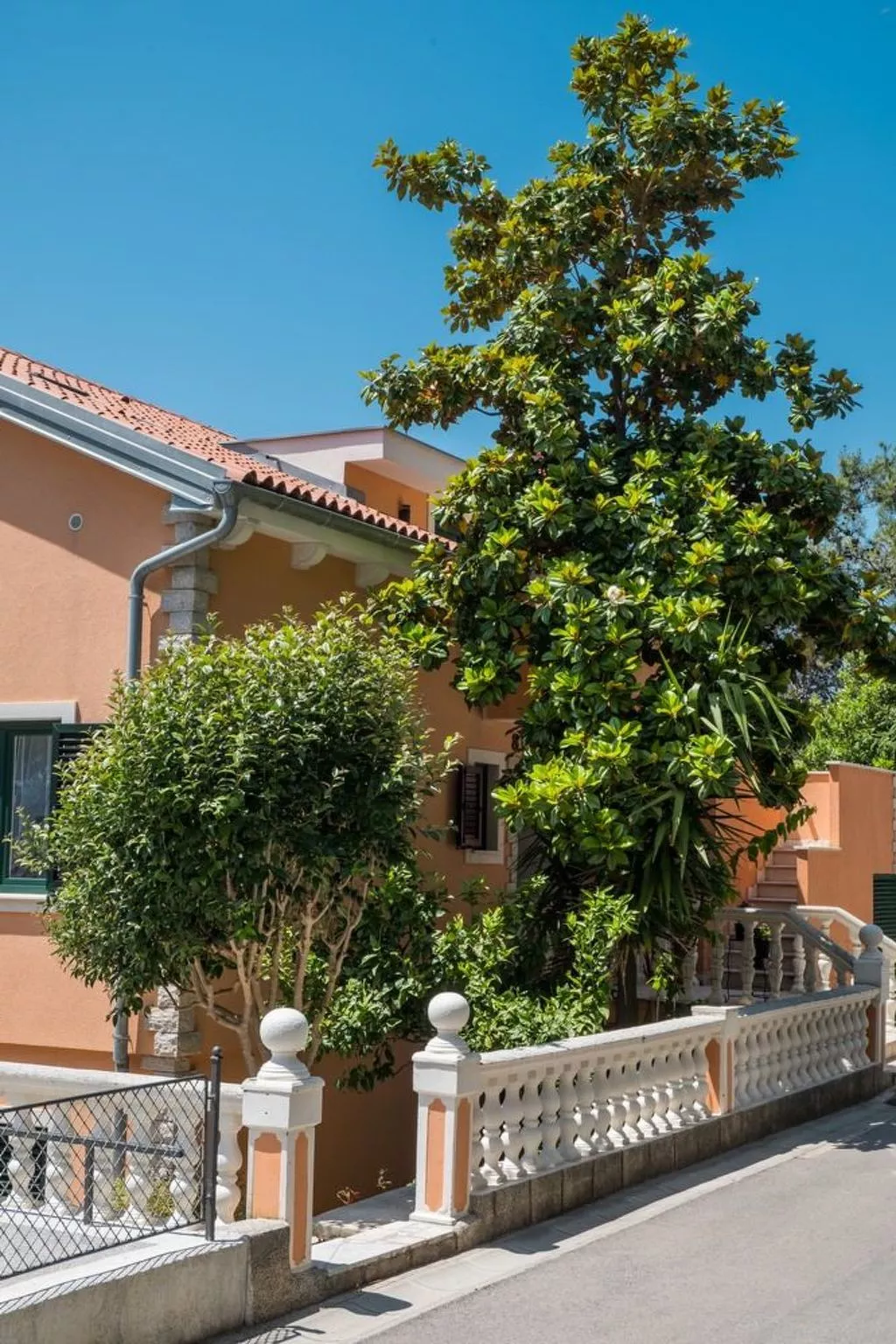 Villa Magnolia - Apartment Gardenia-Image-tags.info