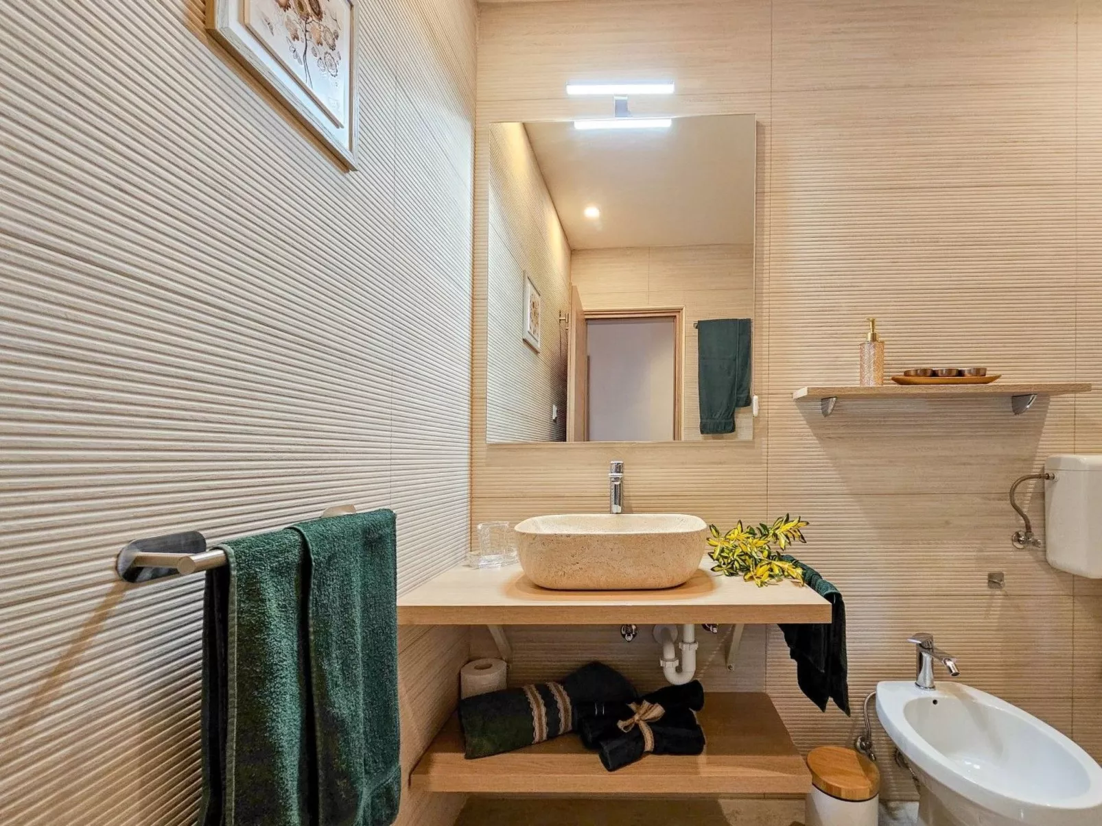 Schöne Ferienwohnung Romana-Drinnen