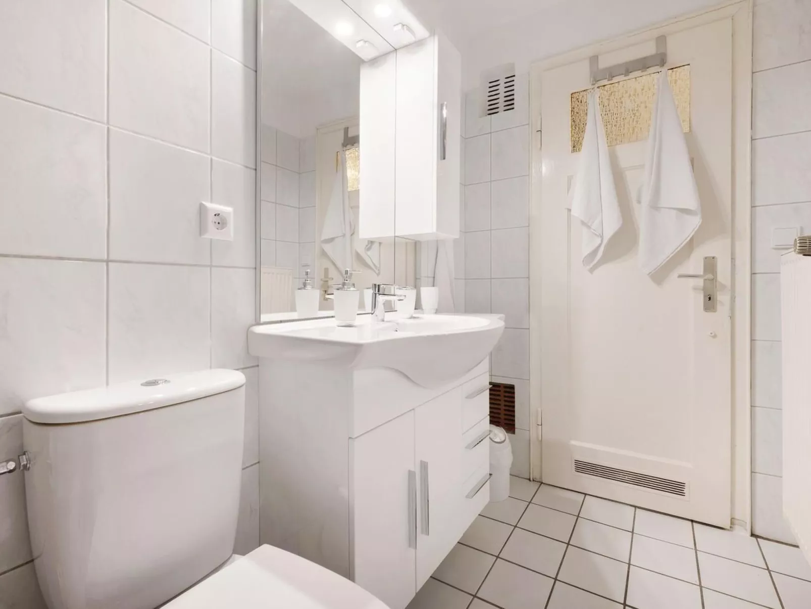 Apartment nähe A1 und Mercedes-Image-tags.info