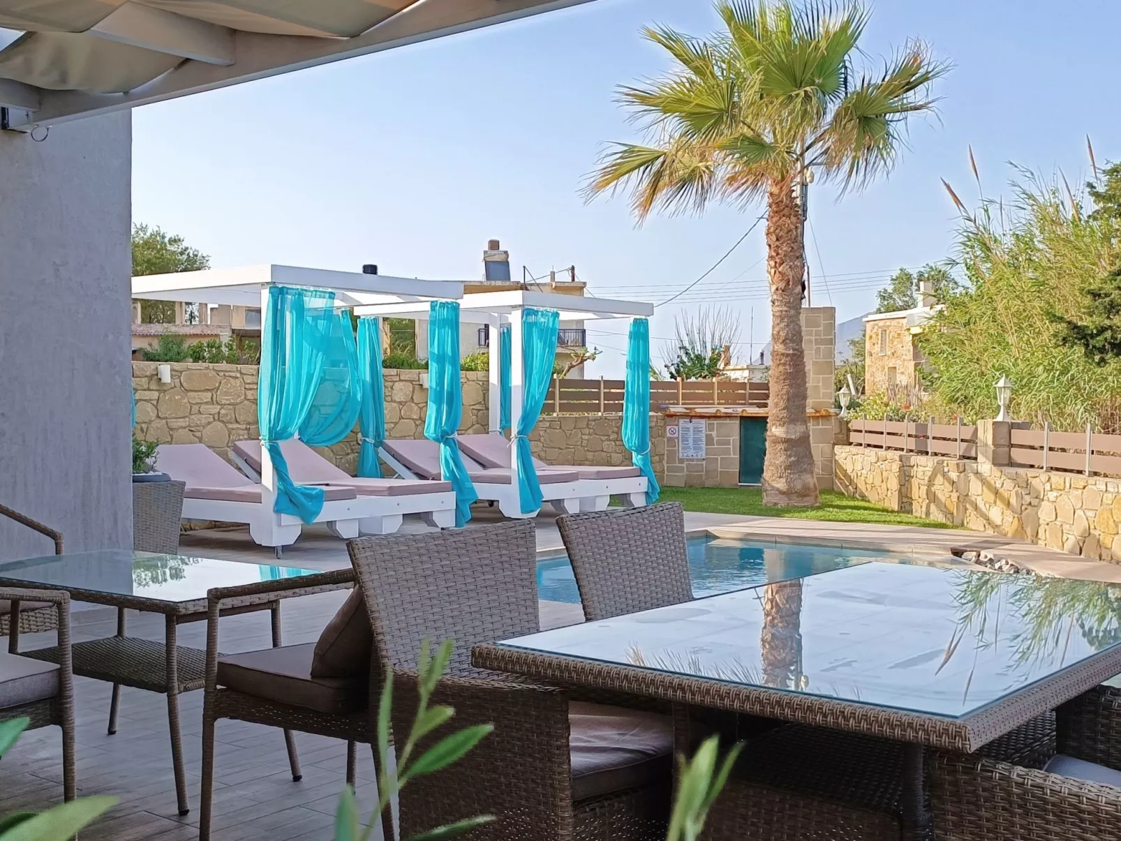 MAKRAKIS ALEXANDROS-Drinnen