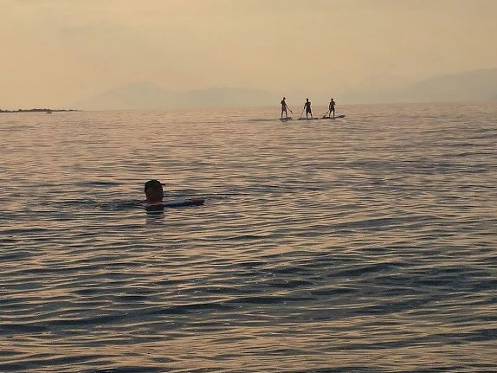 Charmantes Appartement in Derveni-Draußen