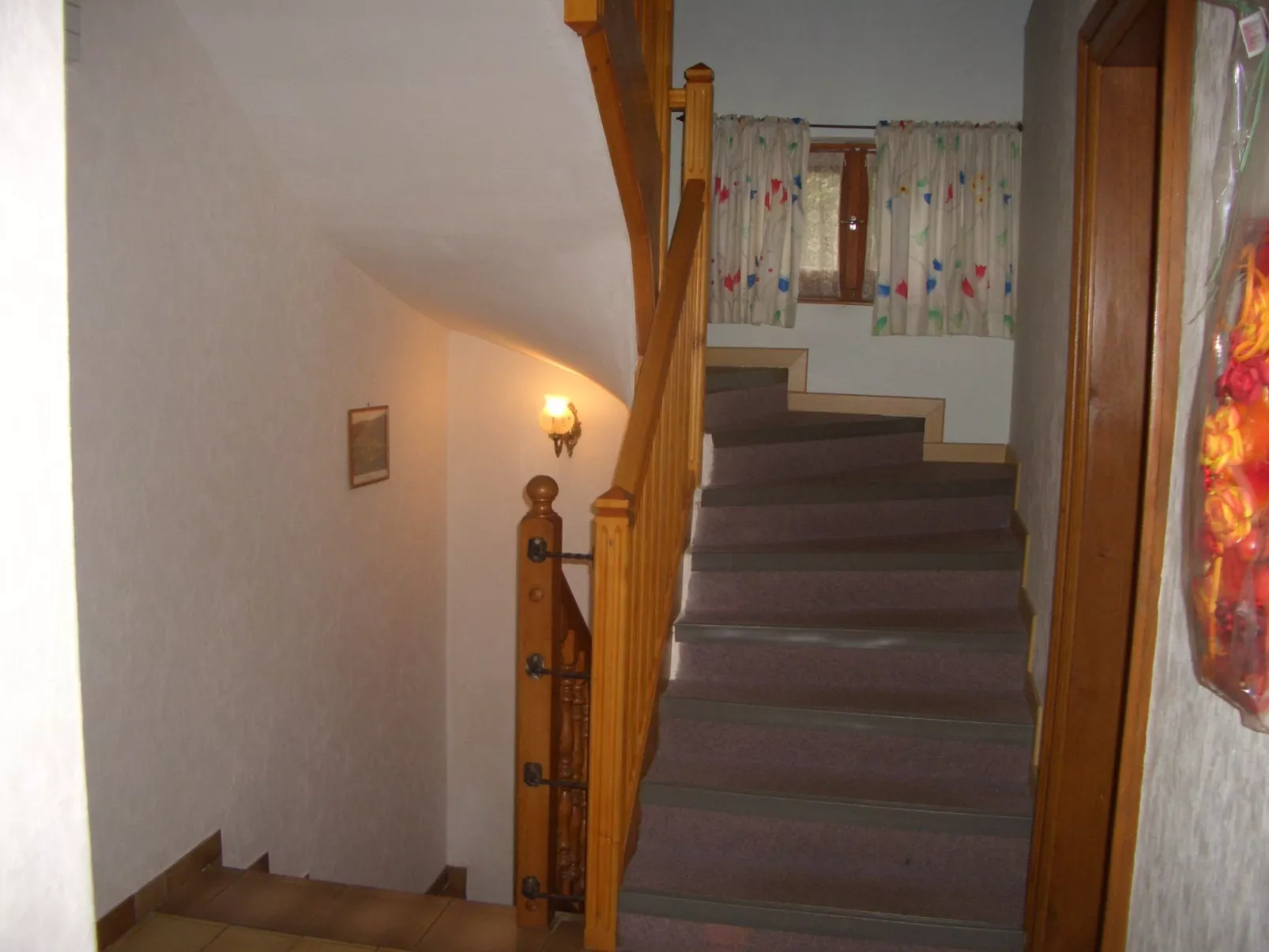 Mit Balkon, Garten und Talblick-Image-tags.info