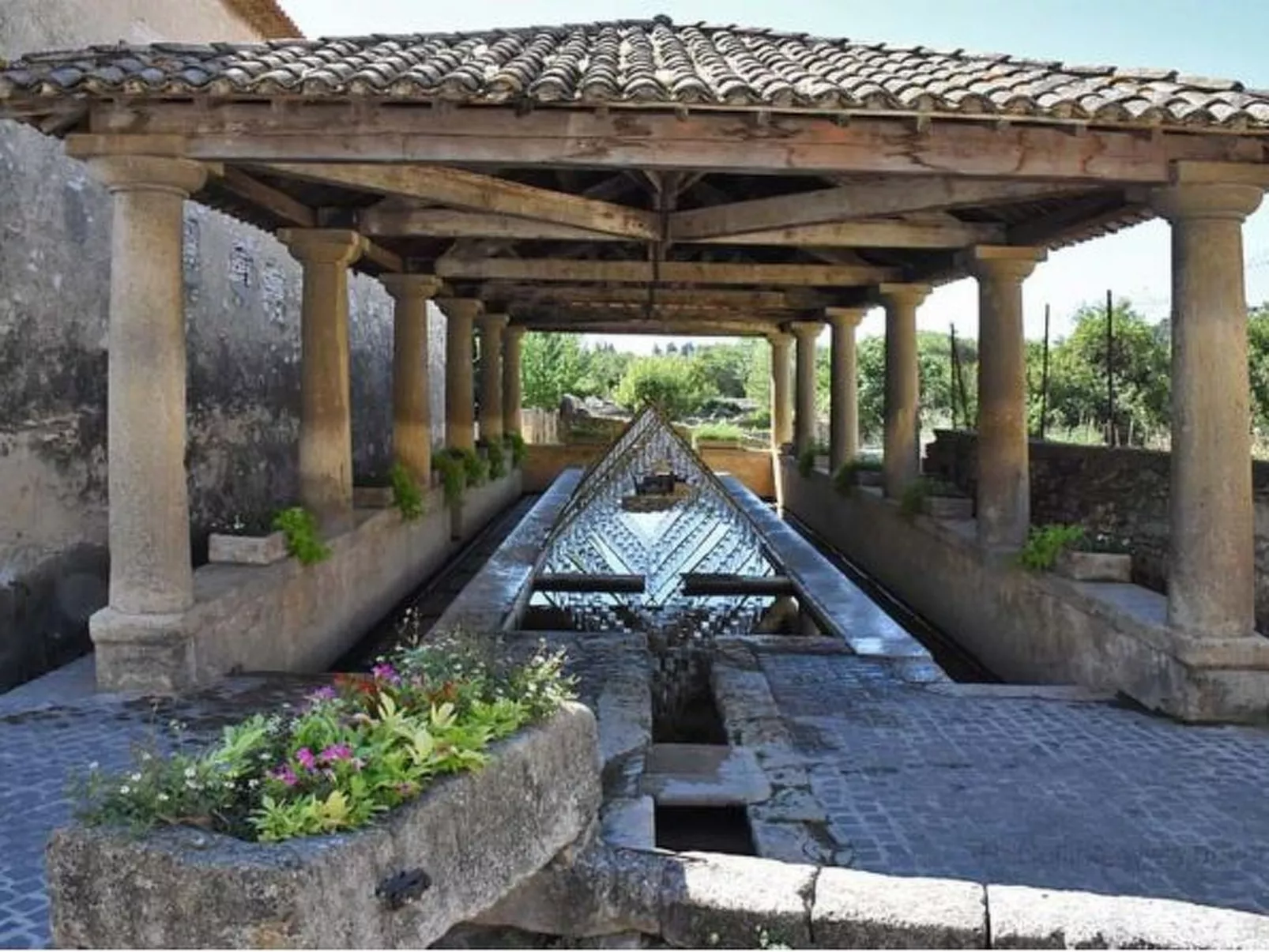 Villa Chemin du Lirac in Tavel-Draußen