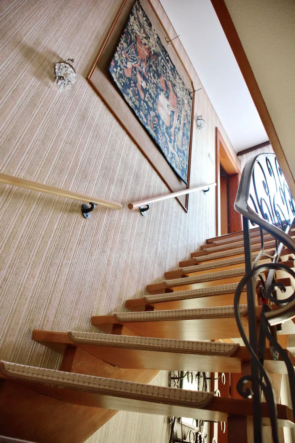 "Gite du forgeron" (Schmiedehaus)-Drinnen