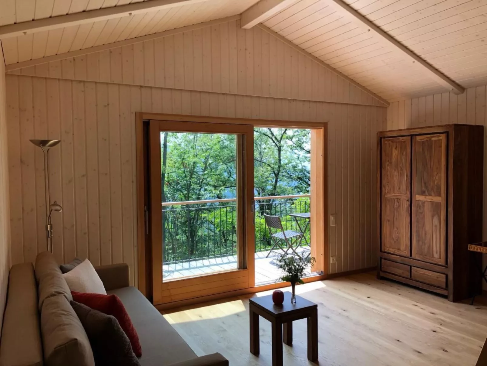 La Romantica-Drinnen