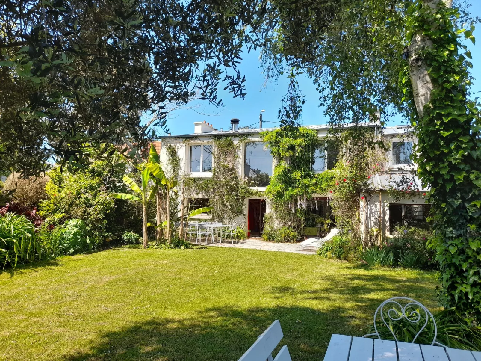 Kleine Wohnung in großem Familienhaus-Dehors